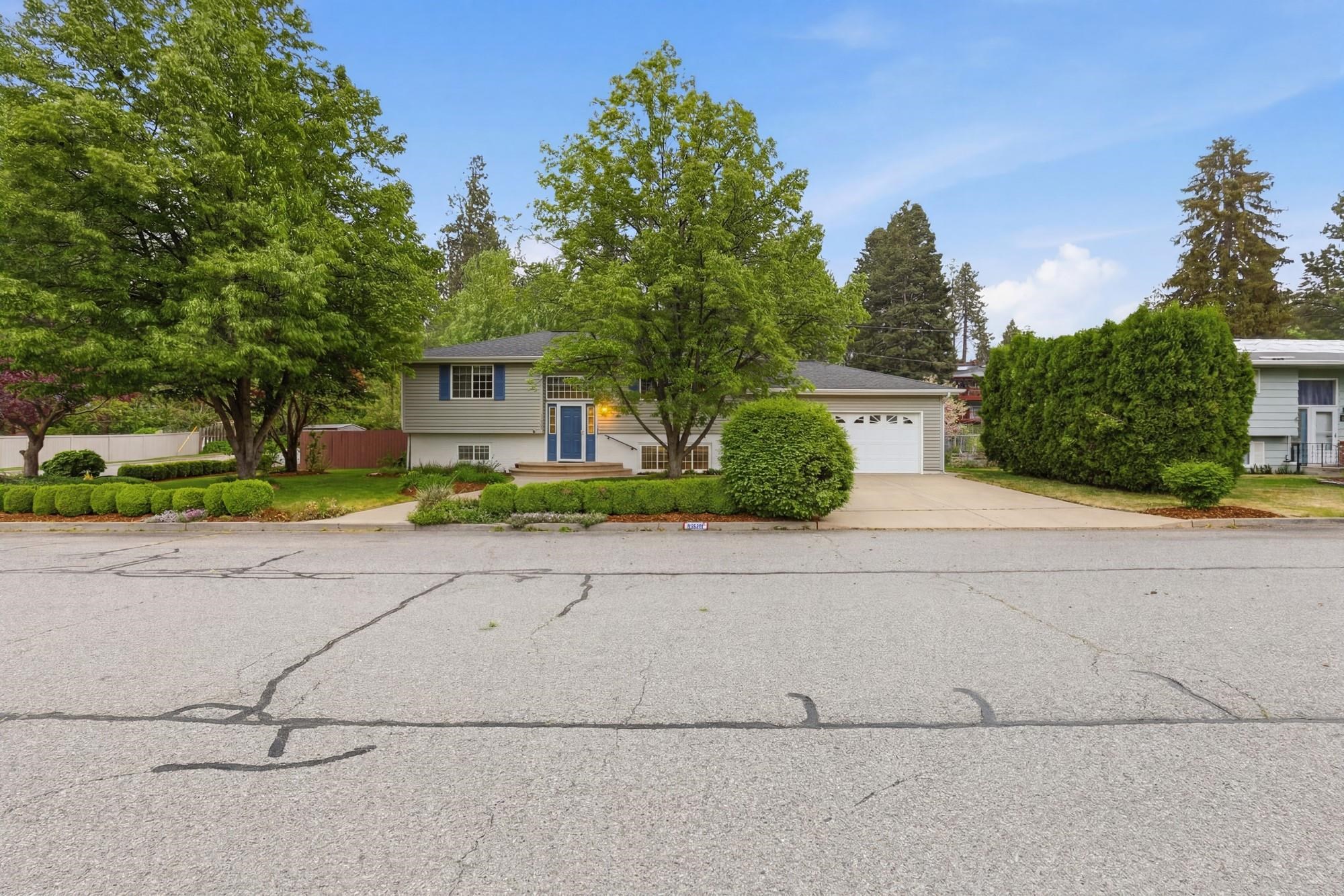 11905 E 22nd Ave - Photo 32