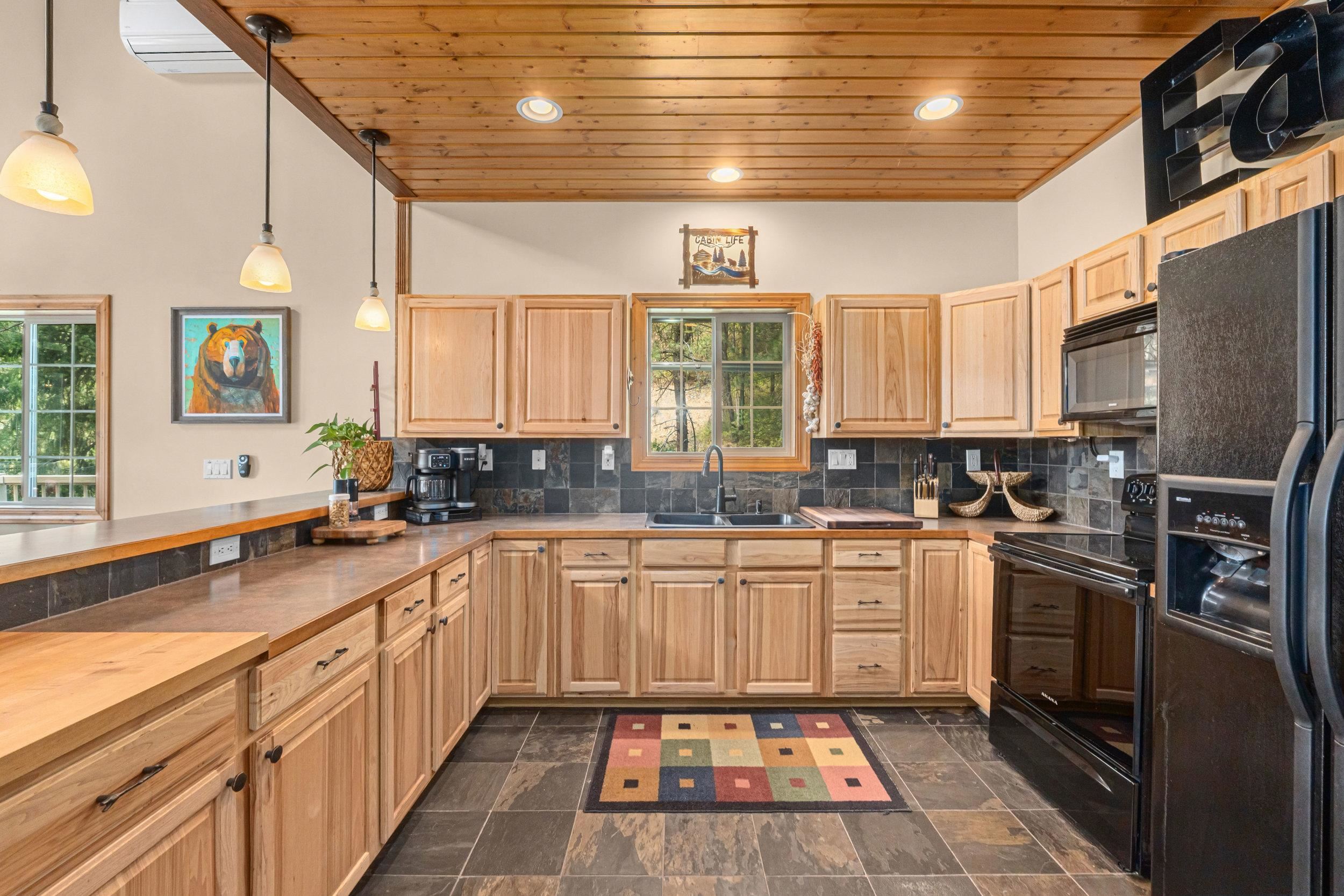 6472 Enterprise Rd - Photo 18