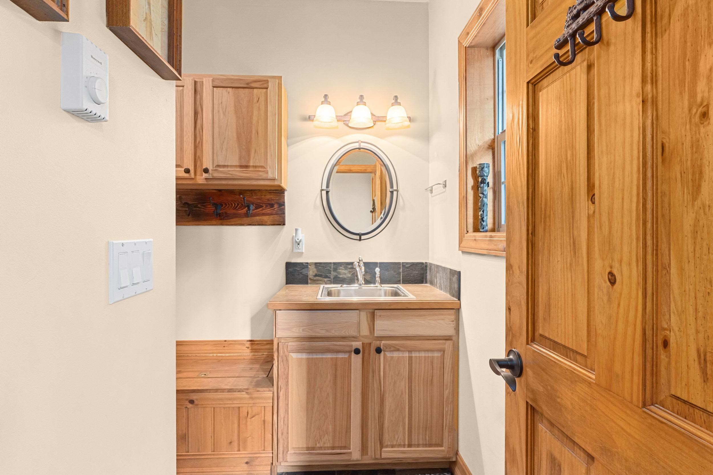 6472 Enterprise Rd - Photo 21