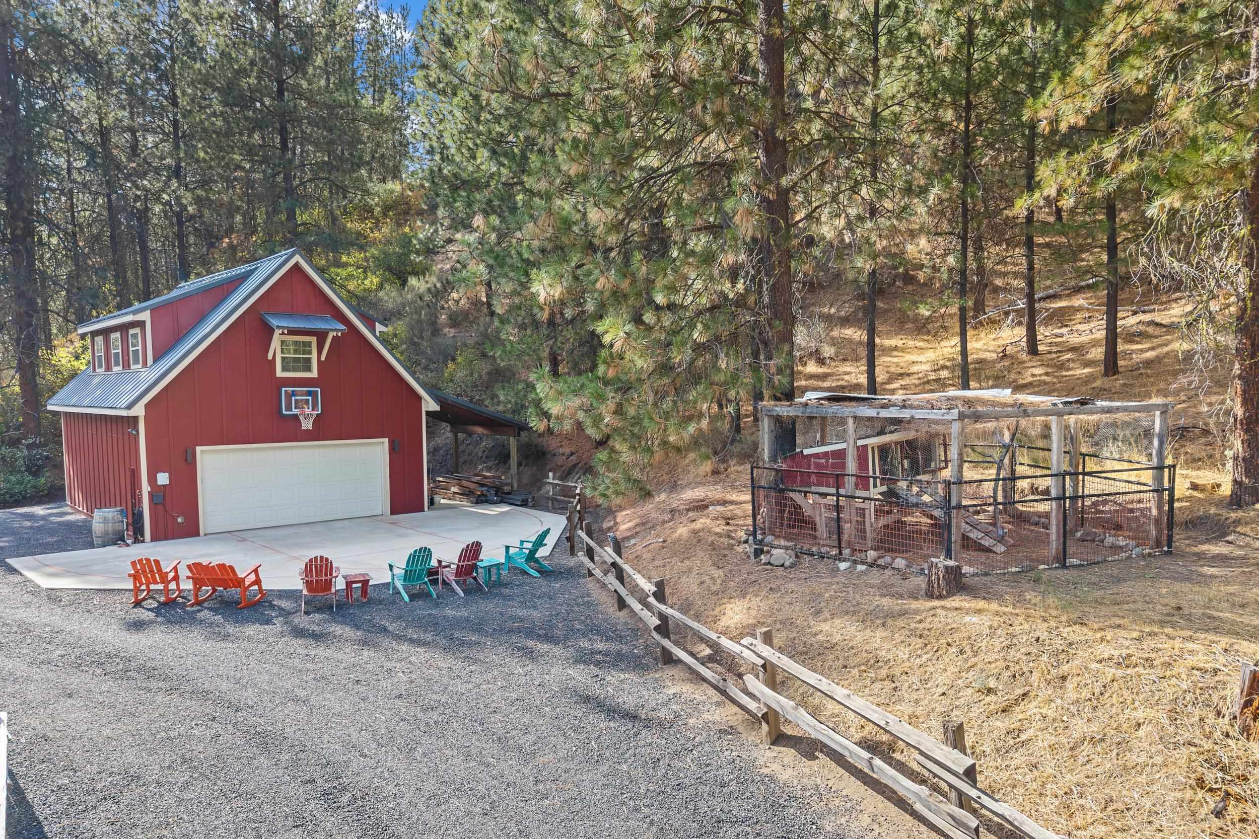 6472 Enterprise Rd - Photo 40
