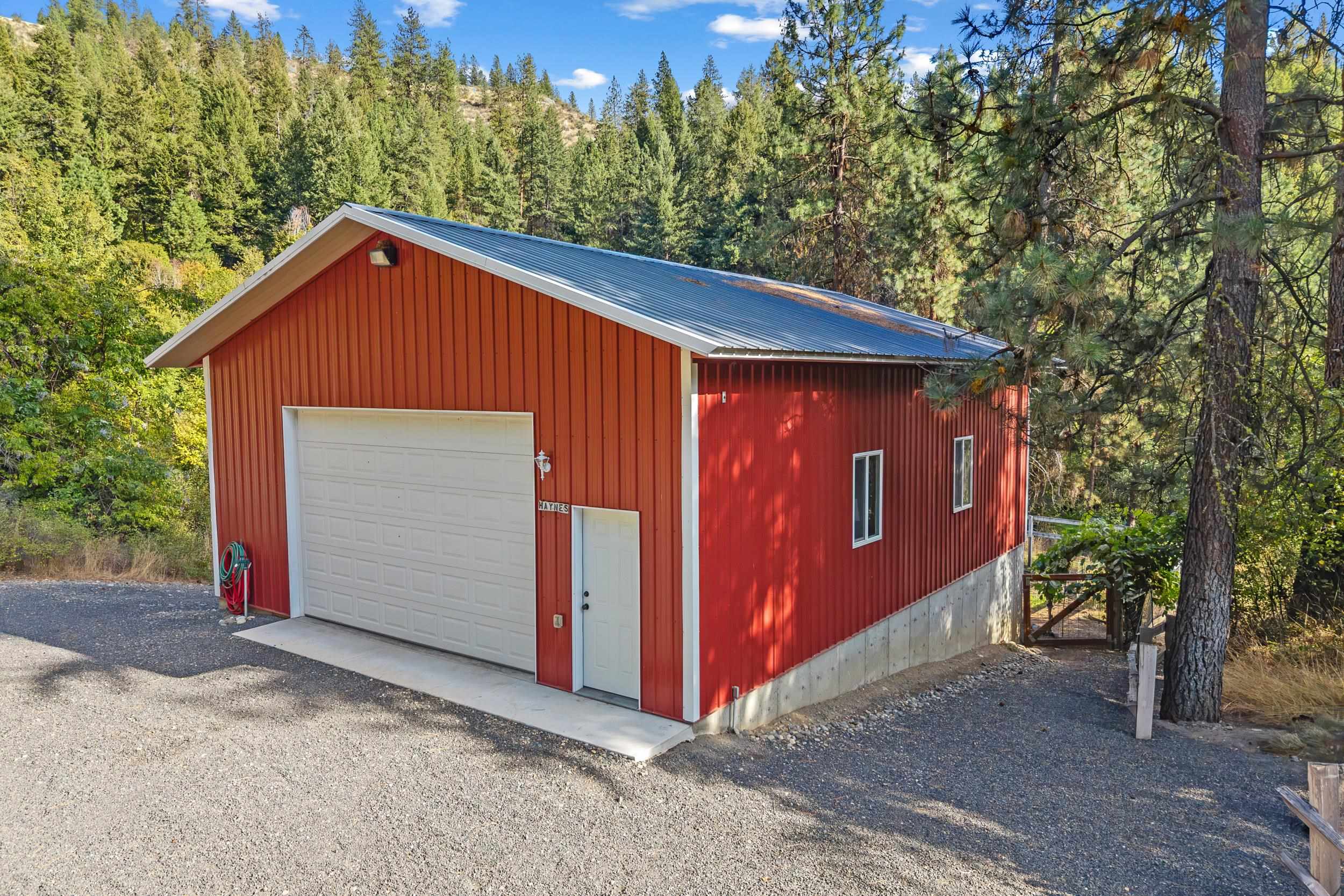 6472 Enterprise Rd - Photo 41