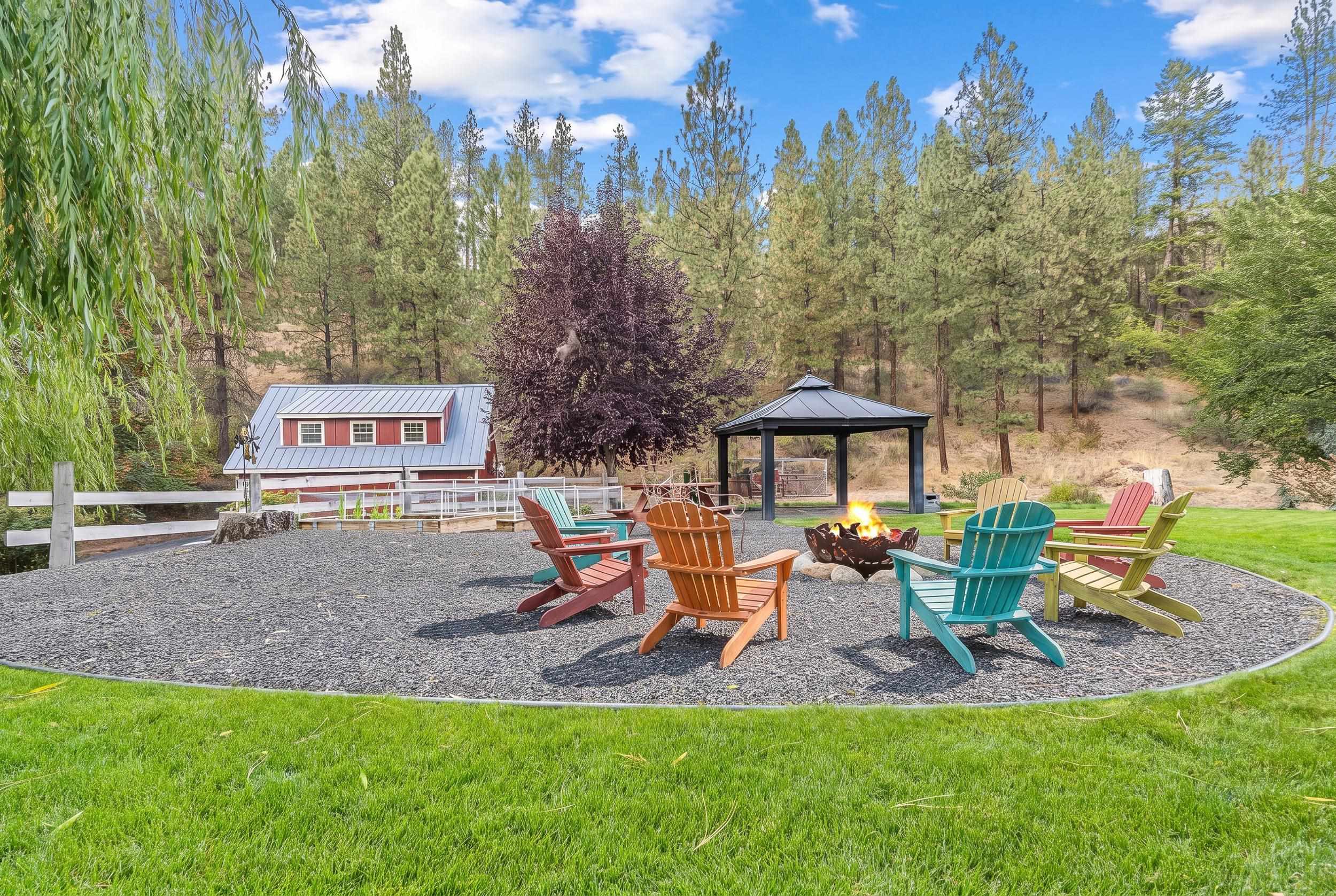 6472 Enterprise Rd - Photo 42