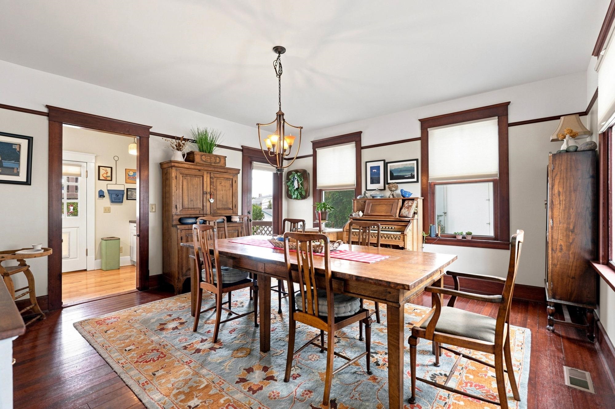 324 E Alder St St - Photo 8
