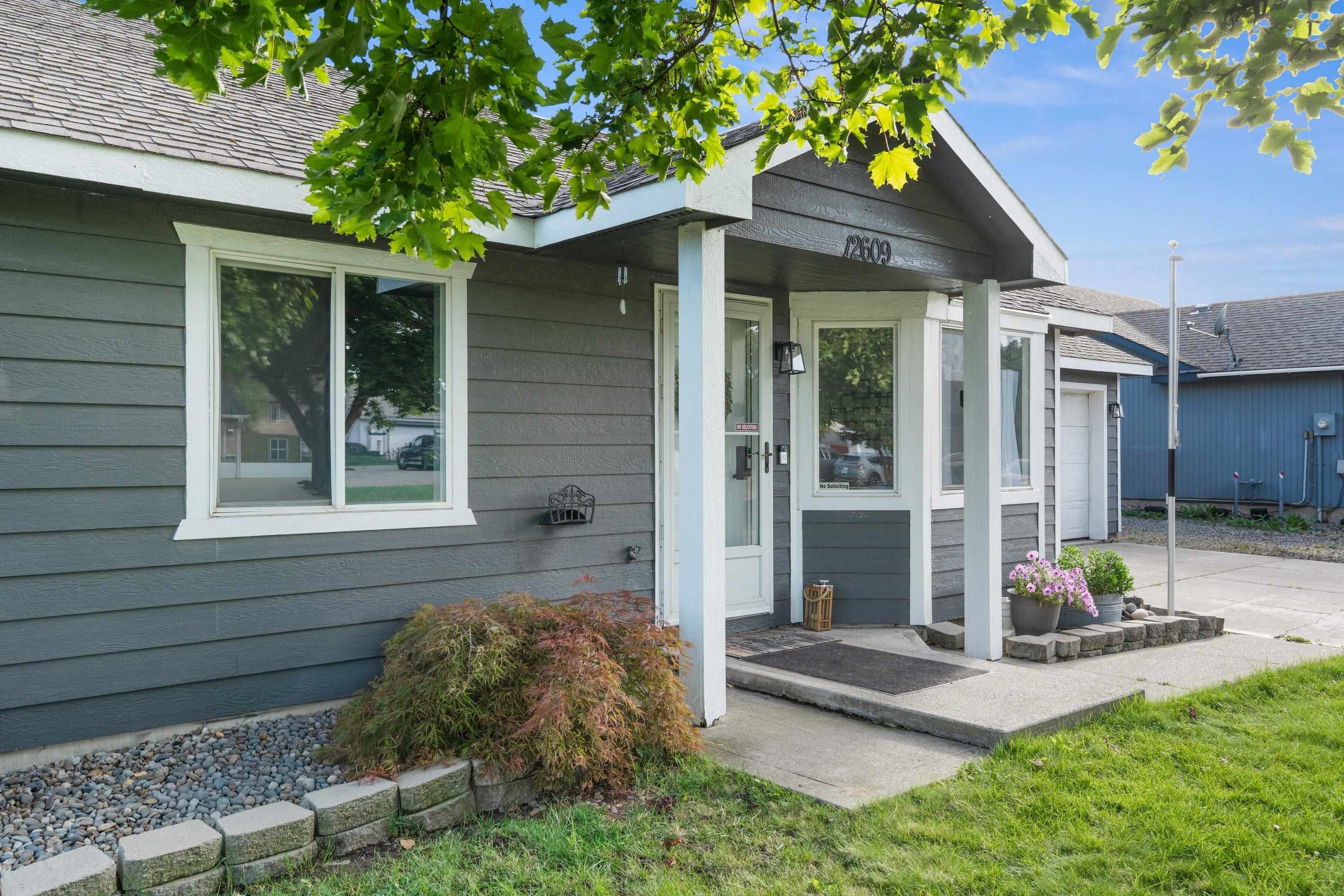 12609 W Chandler Ave - Photo 4