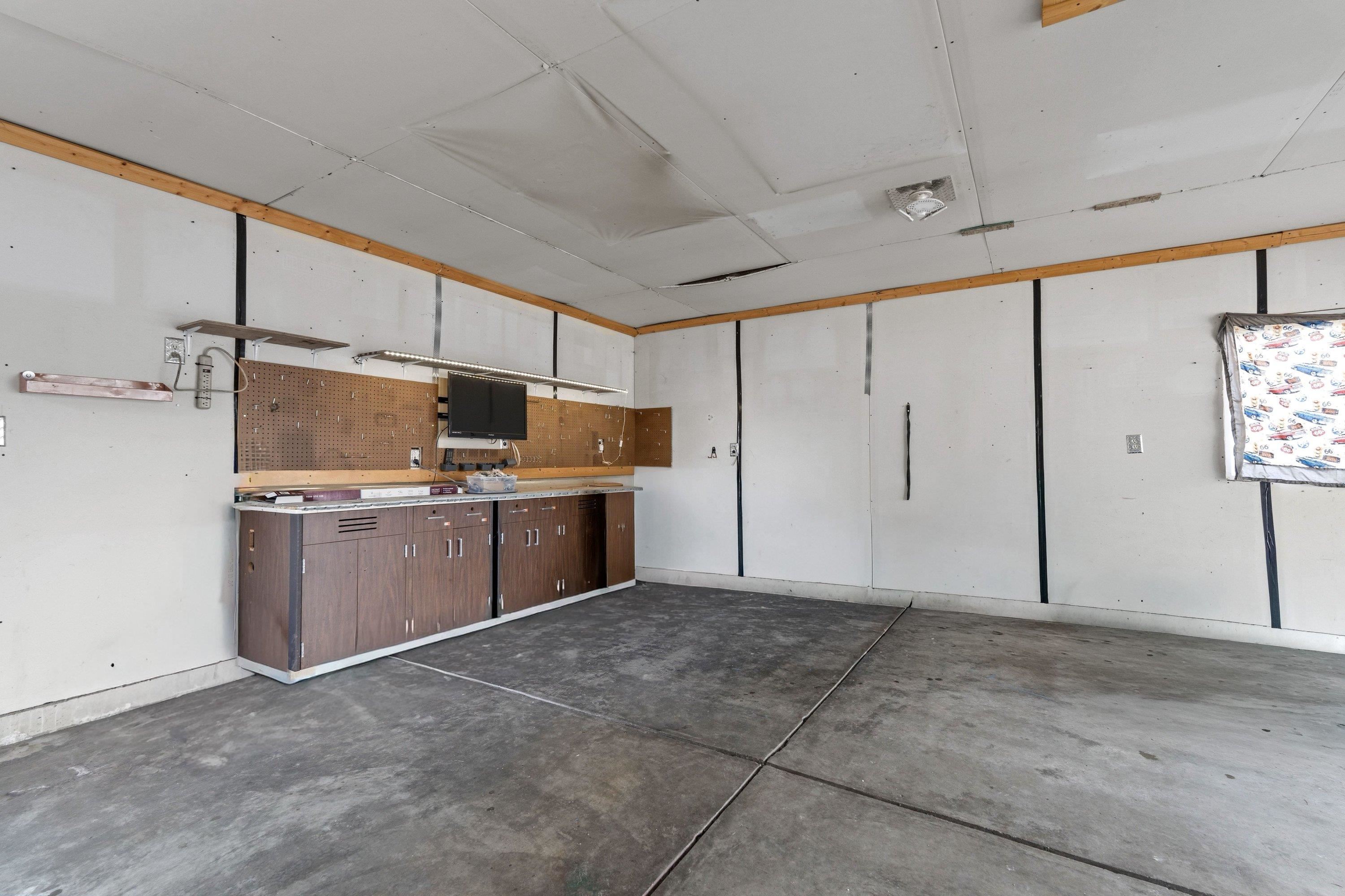 12609 W Chandler Ave - Photo 29