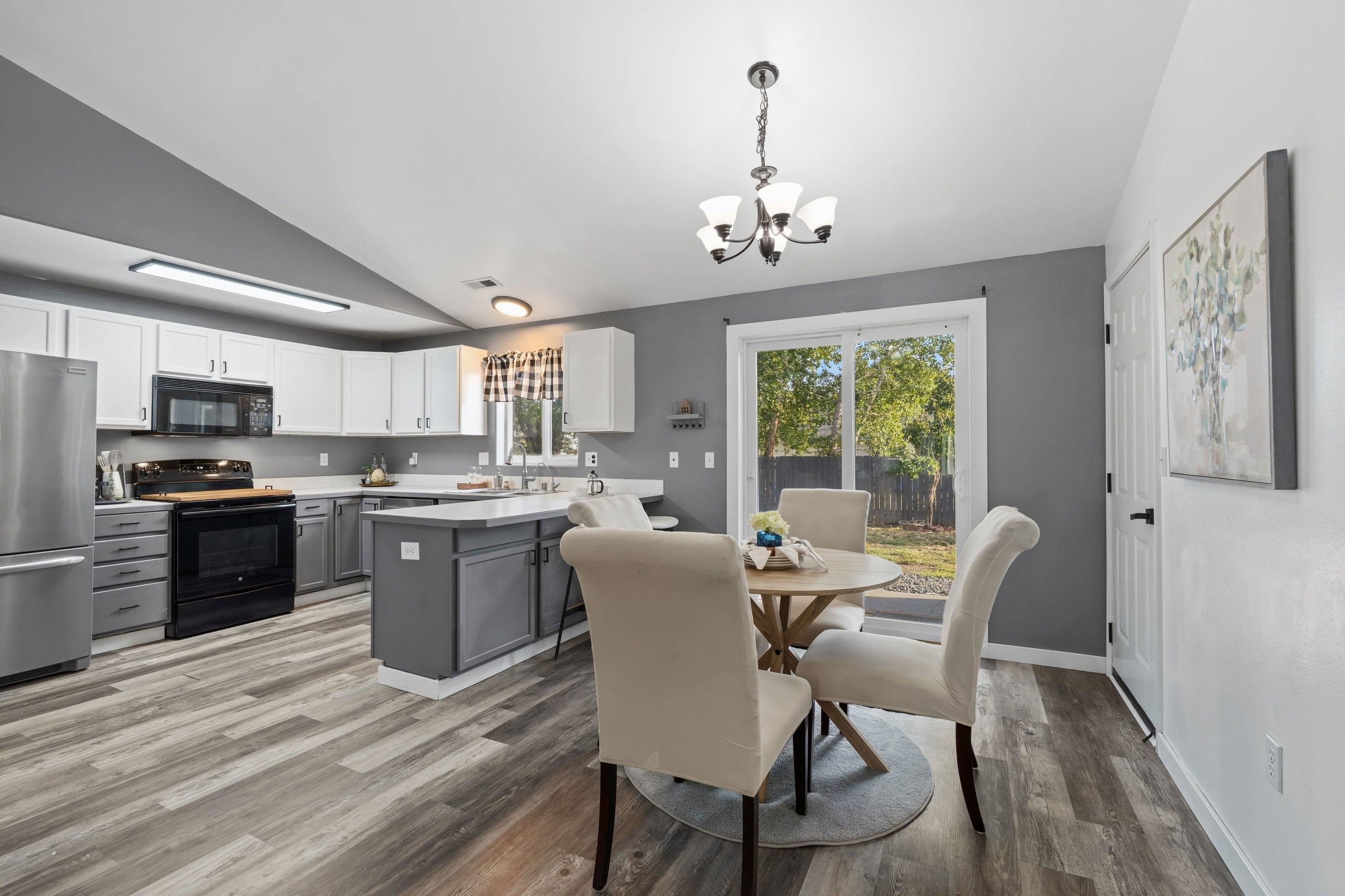 12609 W Chandler Ave - Photo 12