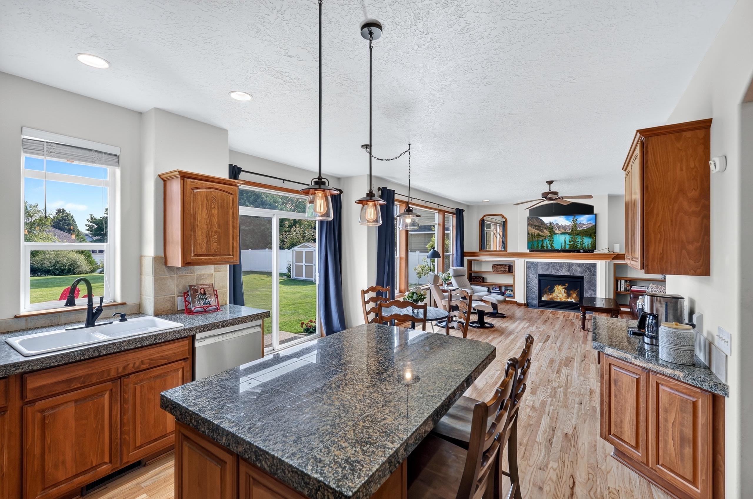 17007 E Morningside Ln - Photo 16