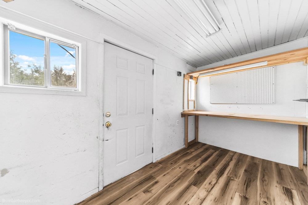 11607 S Hatch Rd - Photo 17