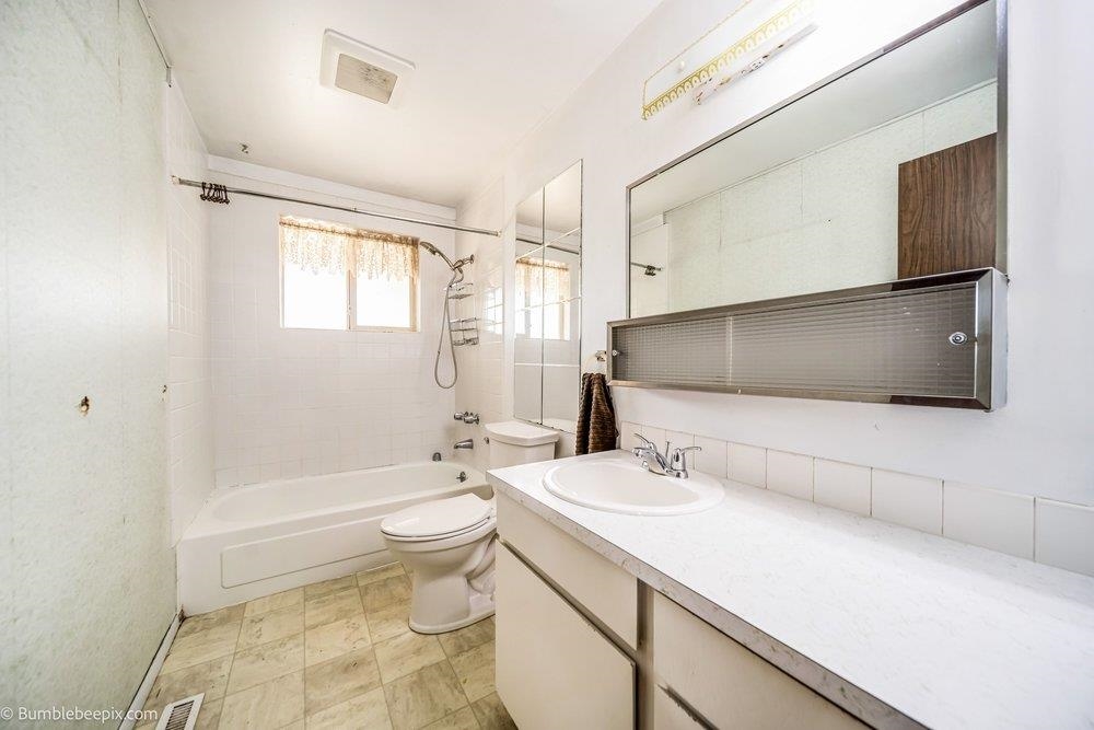 11524 E Buckeye Ave - Photo 10