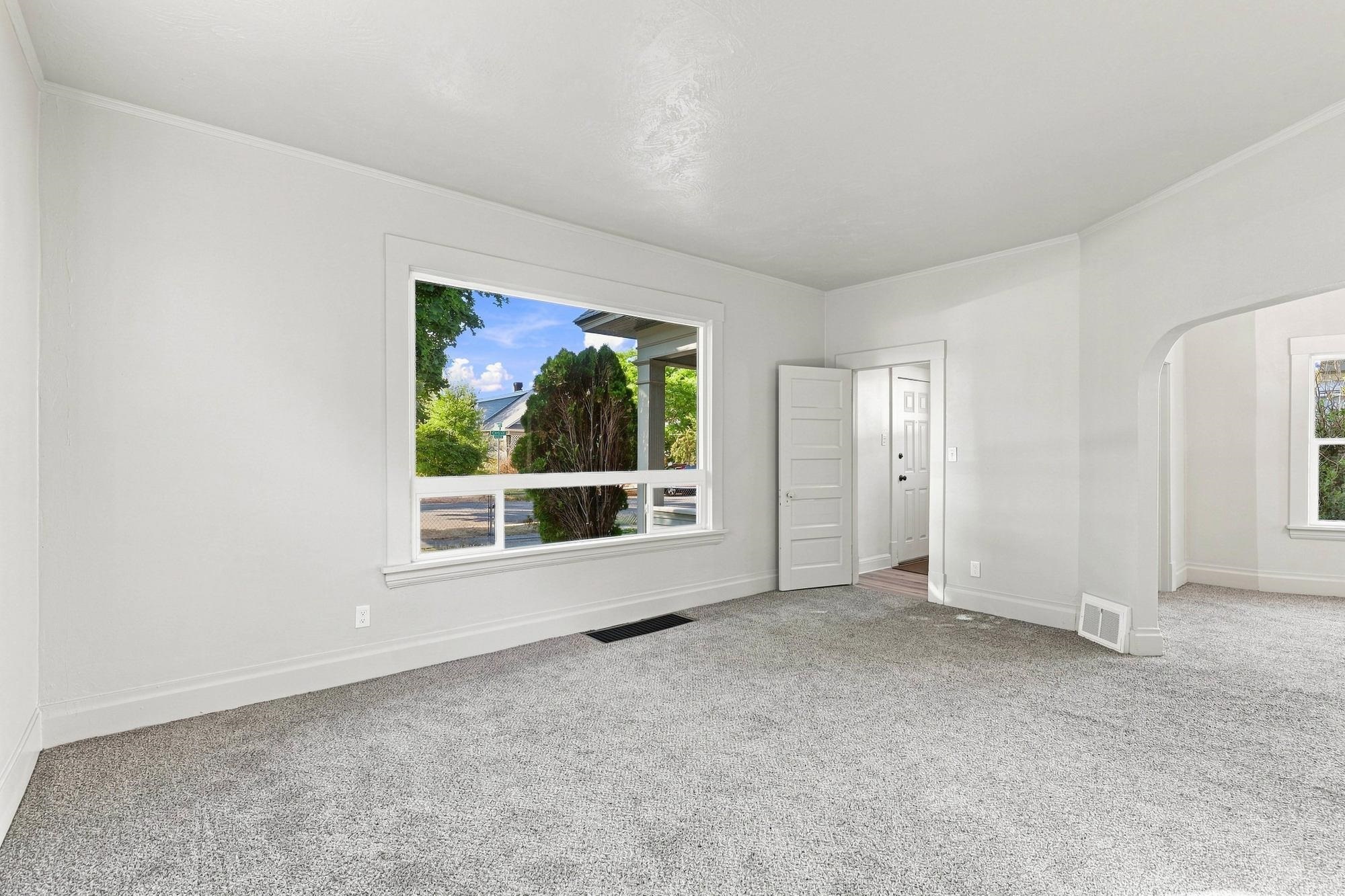 1221 E Carlisle Ave - Photo 4