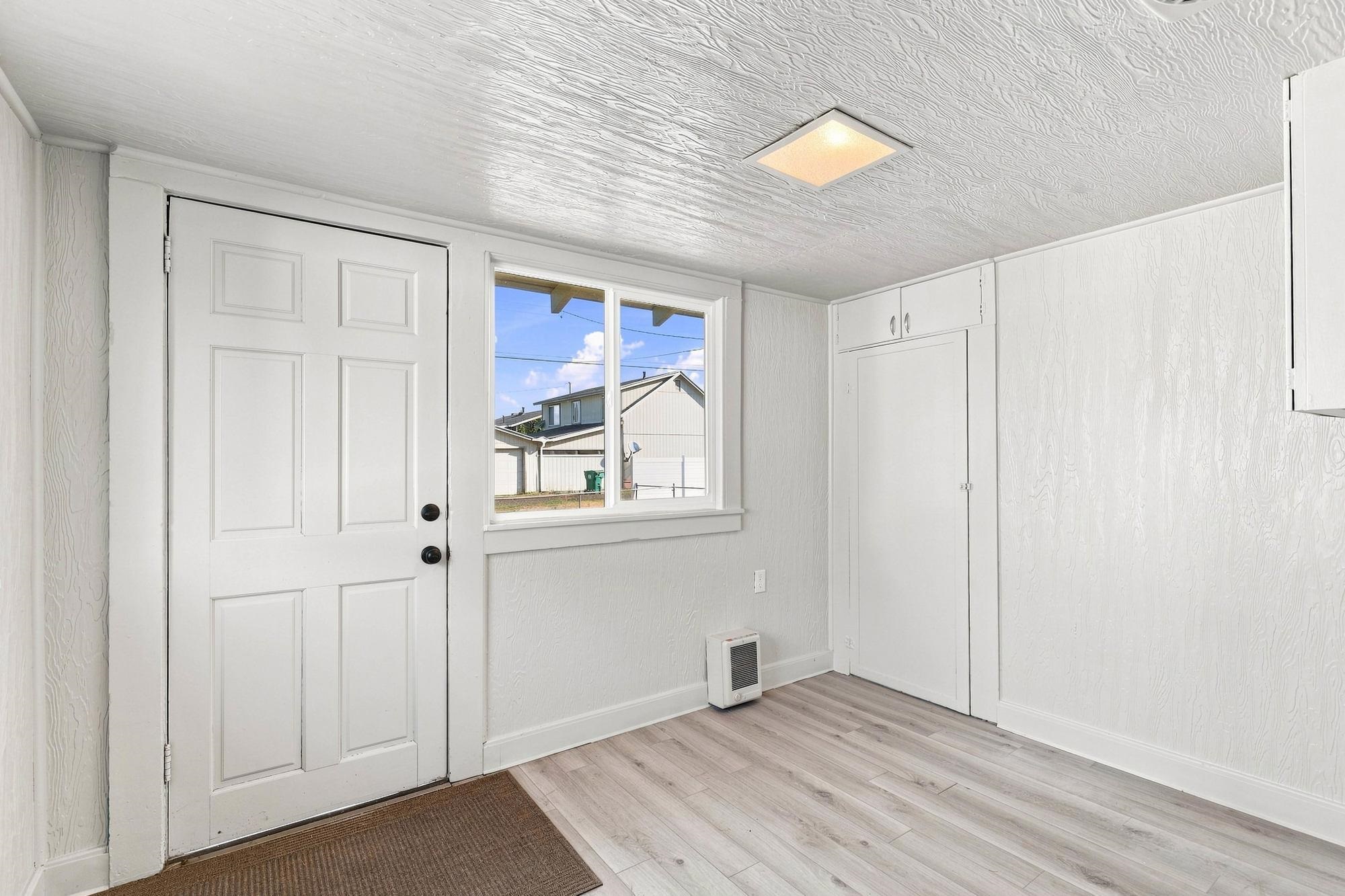 1221 E Carlisle Ave - Photo 22
