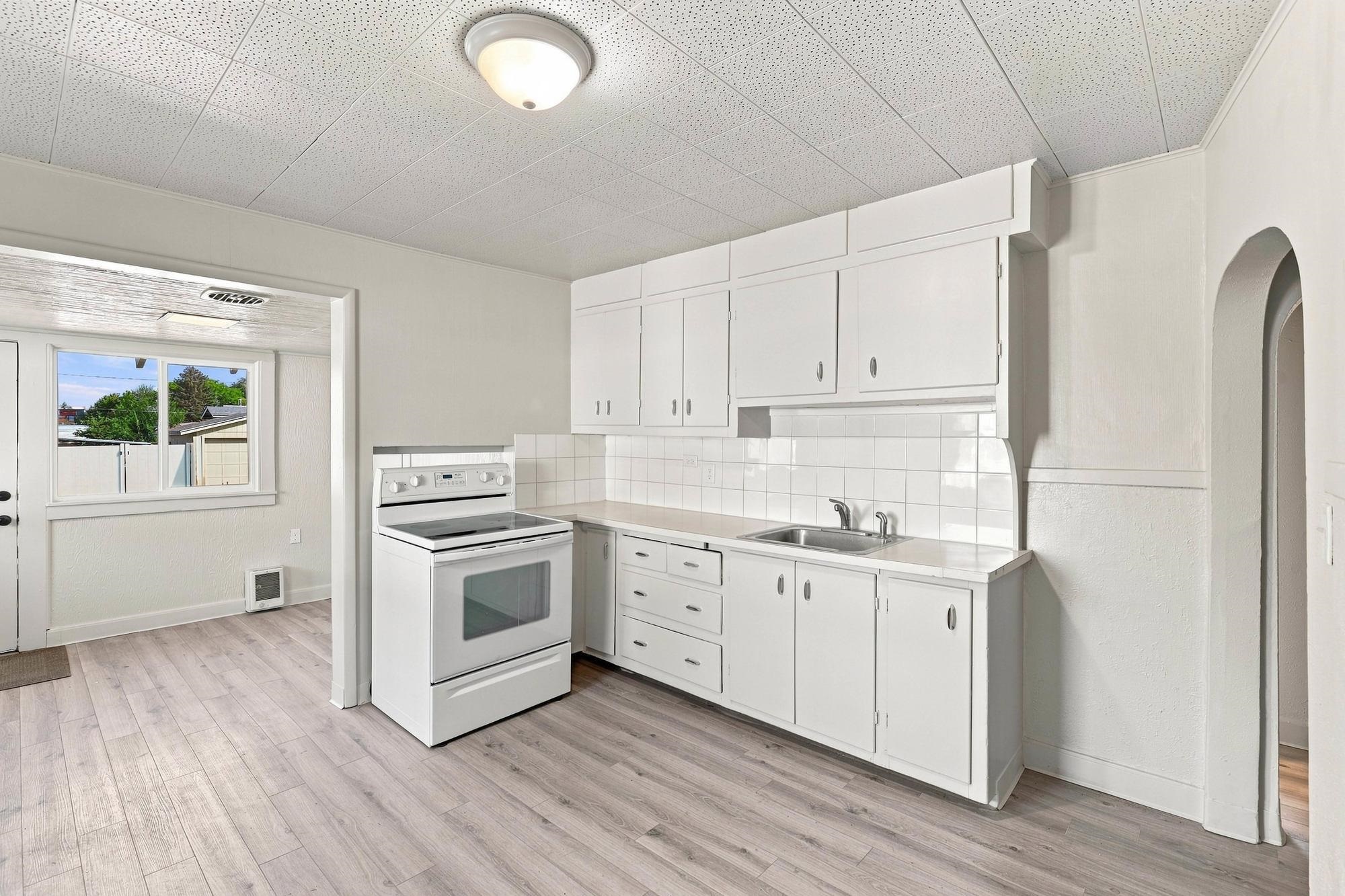 1221 E Carlisle Ave - Photo 8