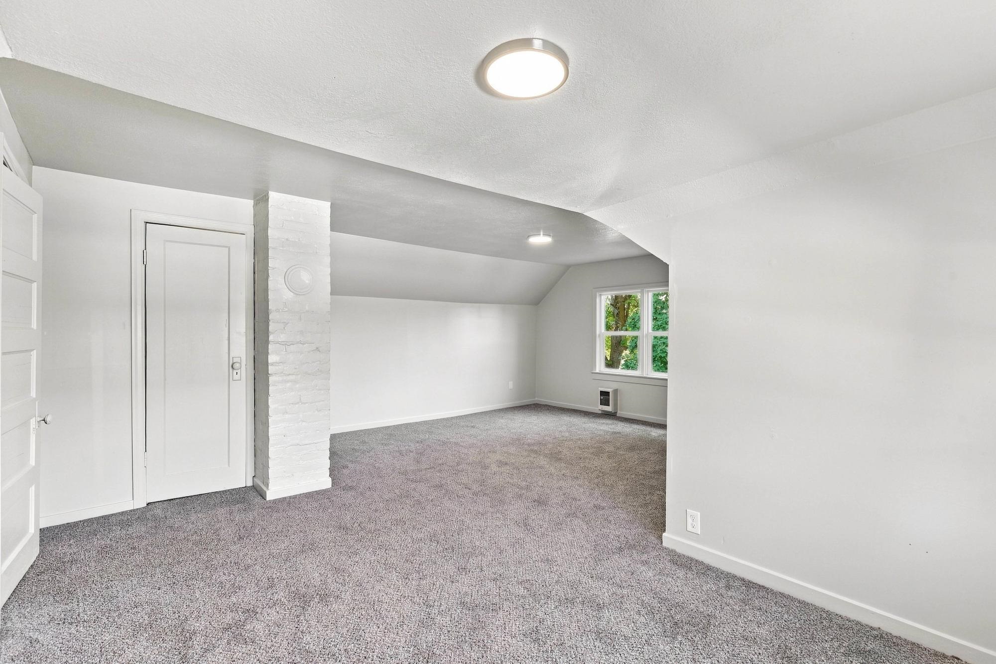1221 E Carlisle Ave - Photo 17
