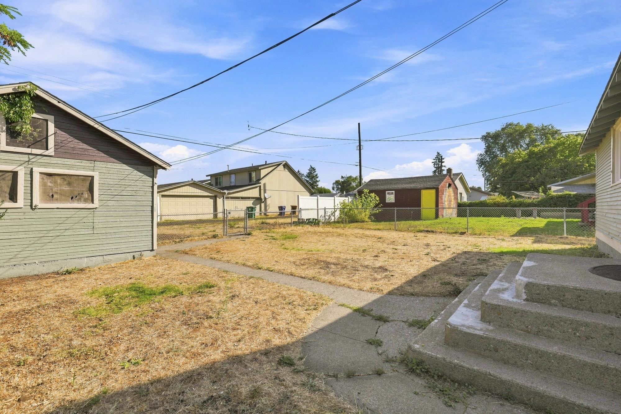 1221 E Carlisle Ave - Photo 24