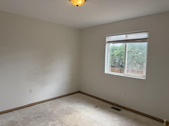 12407 W Chandler Ave - Photo 10