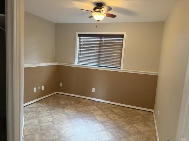 12407 W Chandler Ave - Photo 11