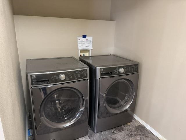 12407 W Chandler Ave - Photo 15