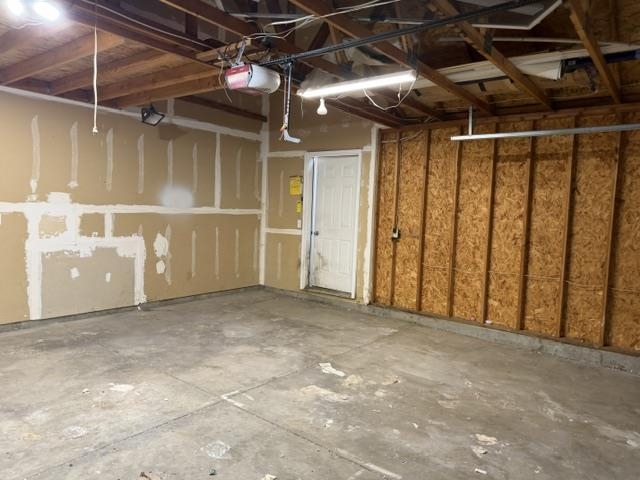 12407 W Chandler Ave - Photo 16