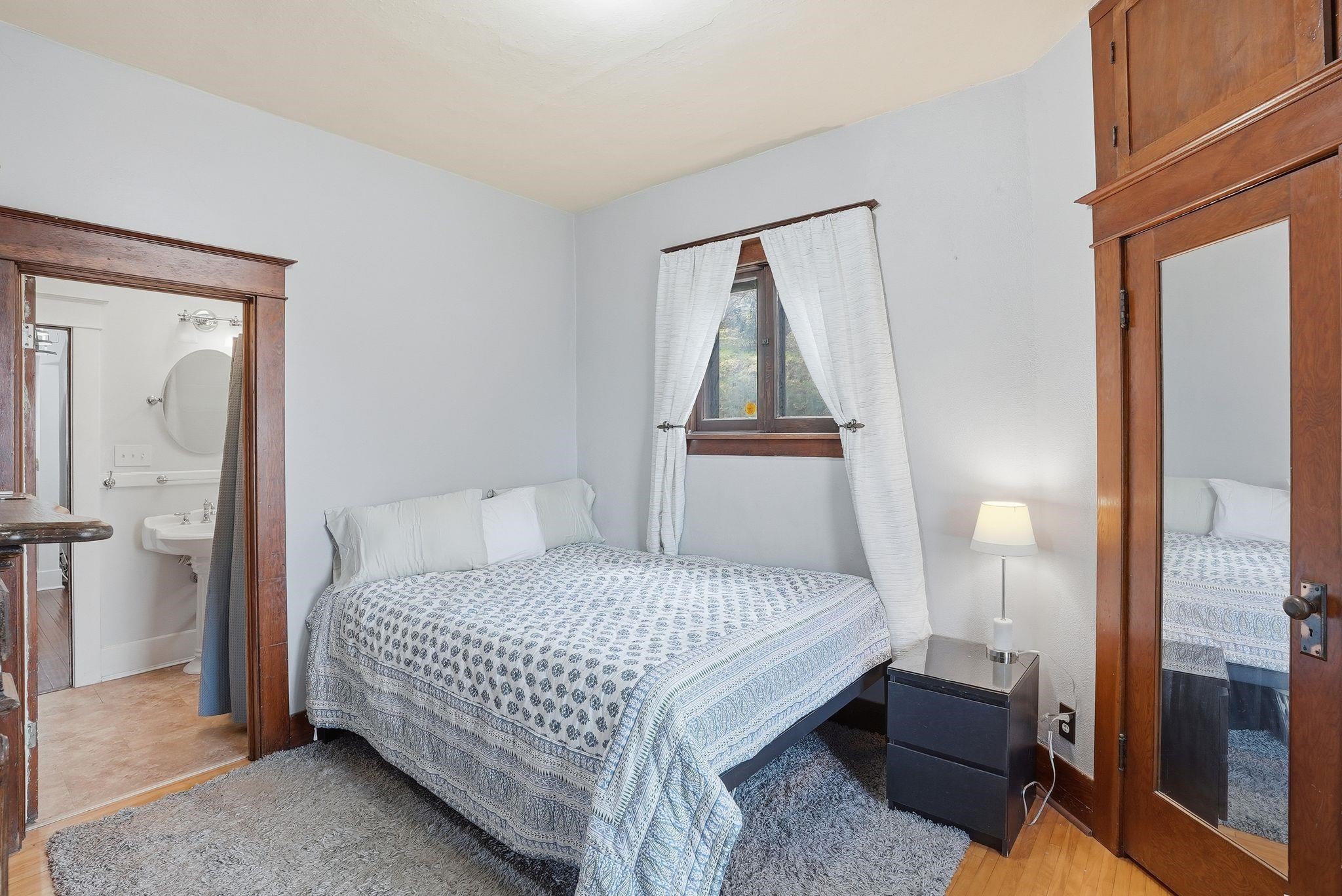 3570 E 11th Ave - Photo 17