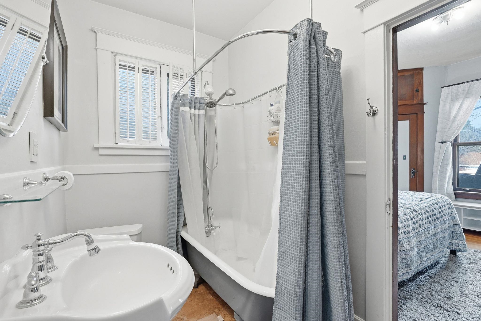 3570 E 11th Ave - Photo 19