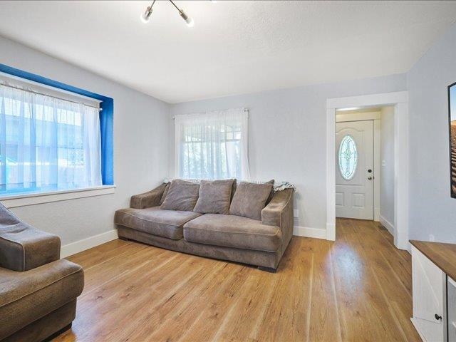 1718 W Shannon Ave - Photo 5