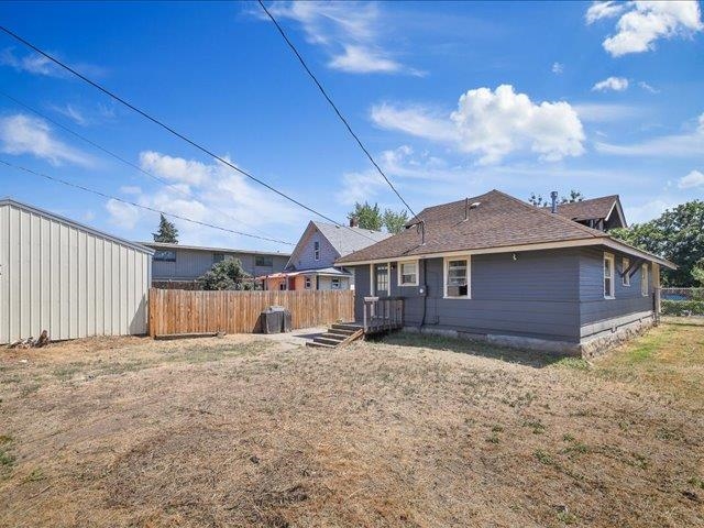 1718 W Shannon Ave - Photo 24