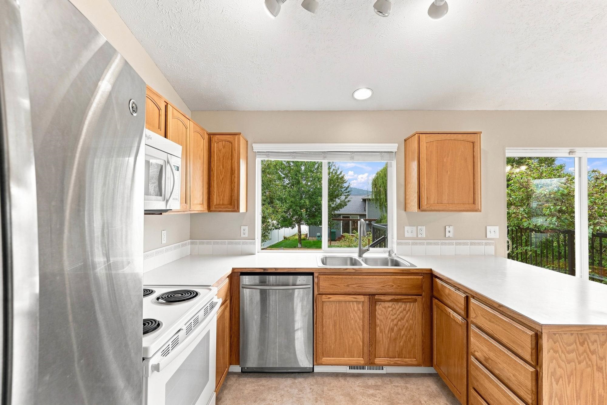19027 E Shannon Ln - Photo 17