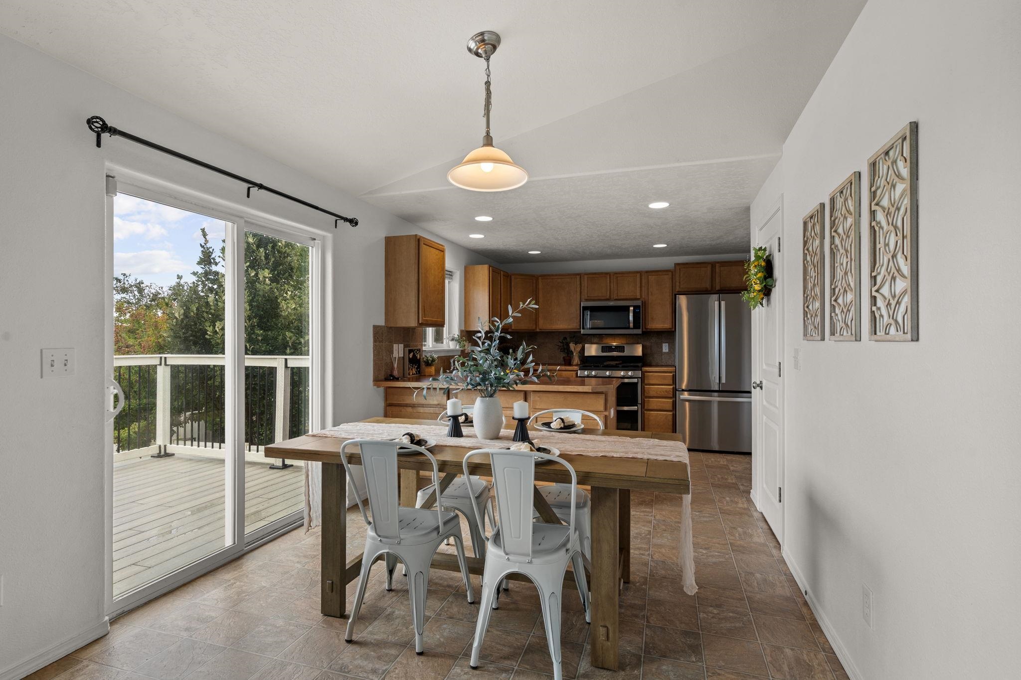 12611 W Pacific Ct - Photo 9
