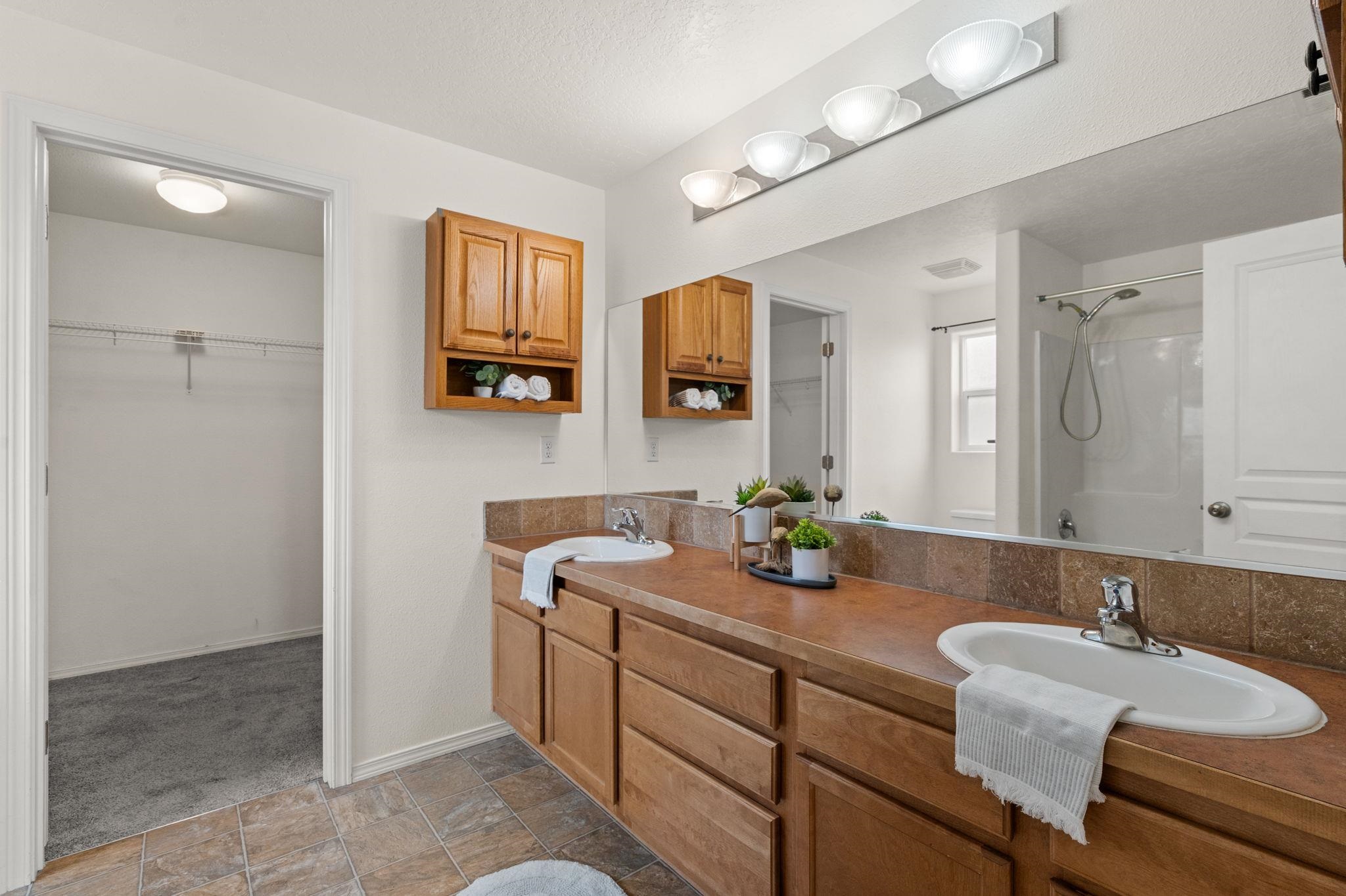 12611 W Pacific Ct - Photo 18