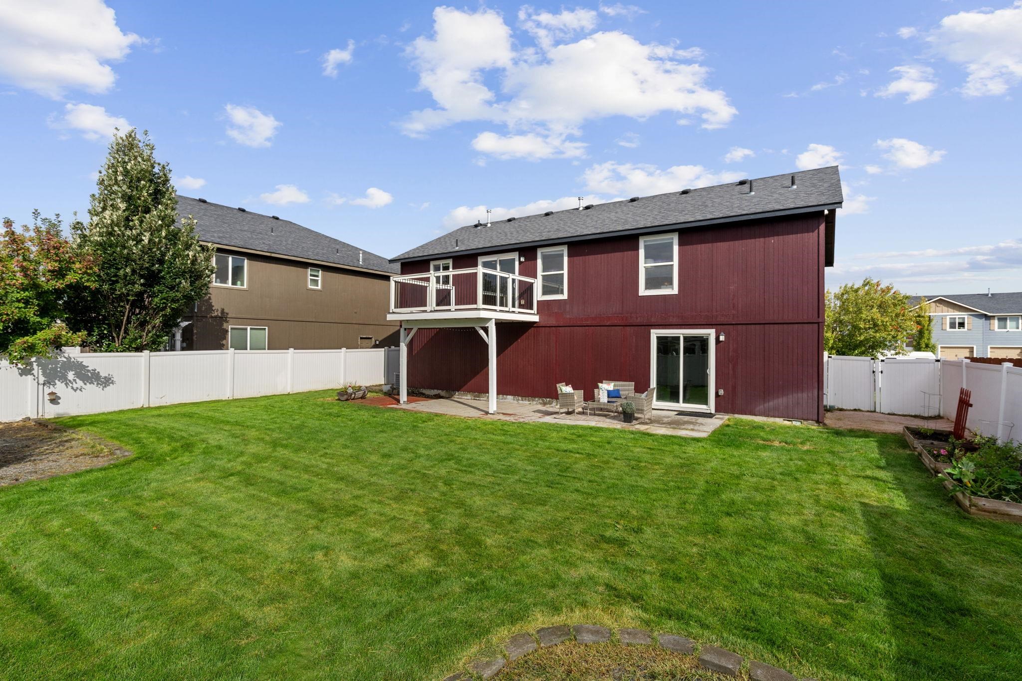 12611 W Pacific Ct - Photo 43