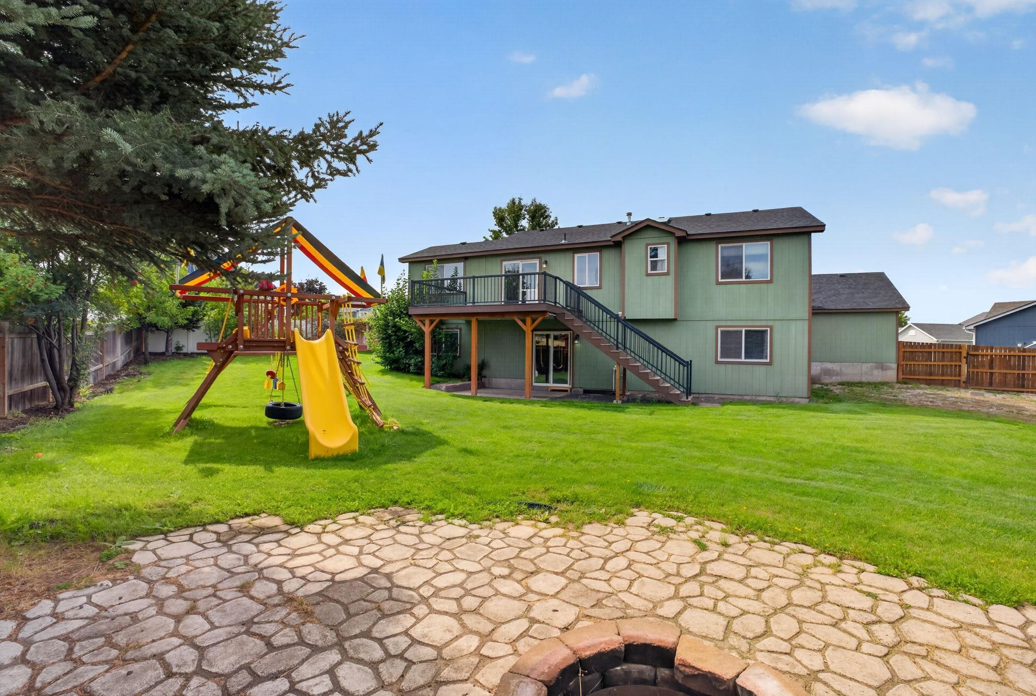 18020 N Addison Ct - Photo 42