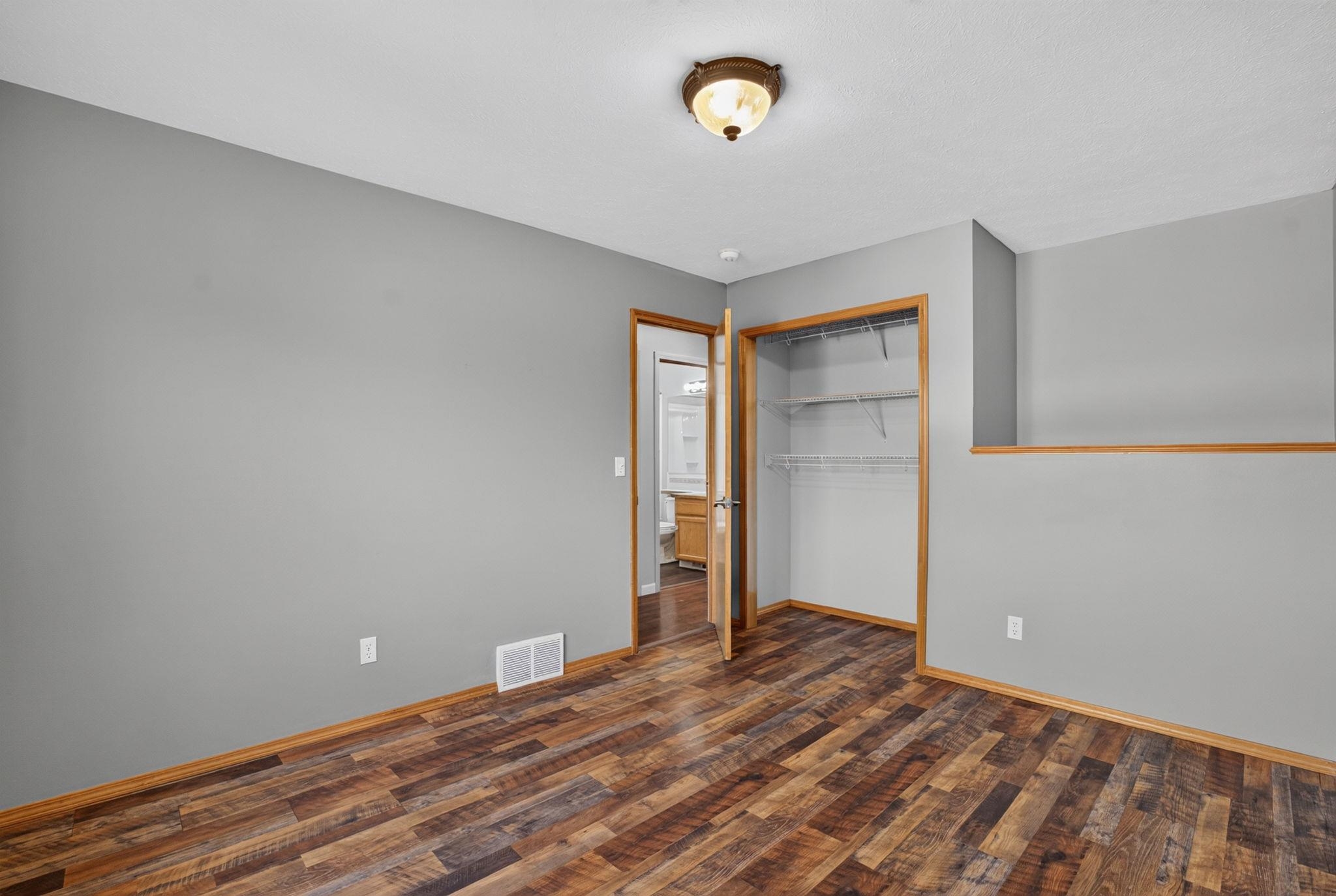 18020 N Addison Ct - Photo 26