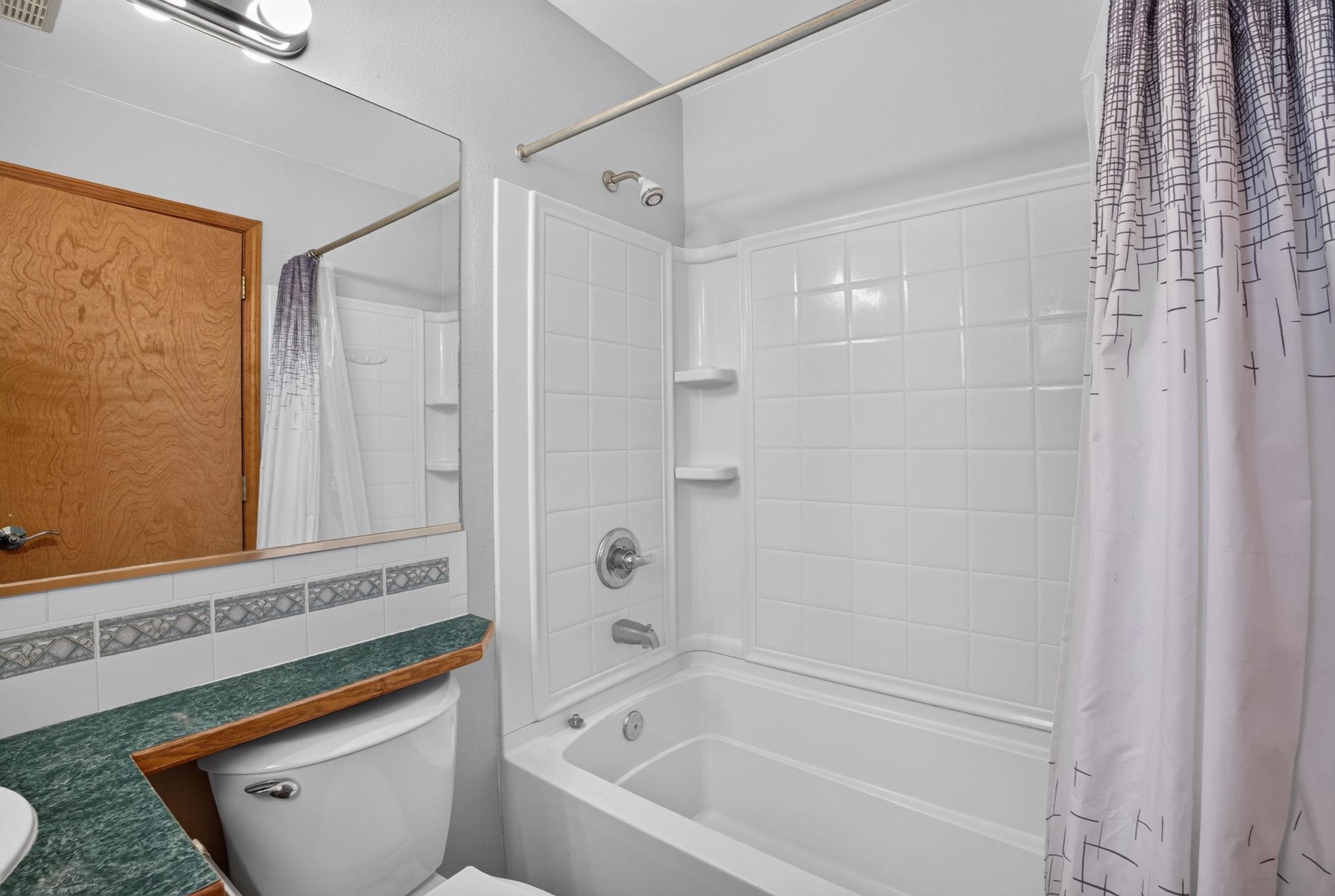18020 N Addison Ct - Photo 24