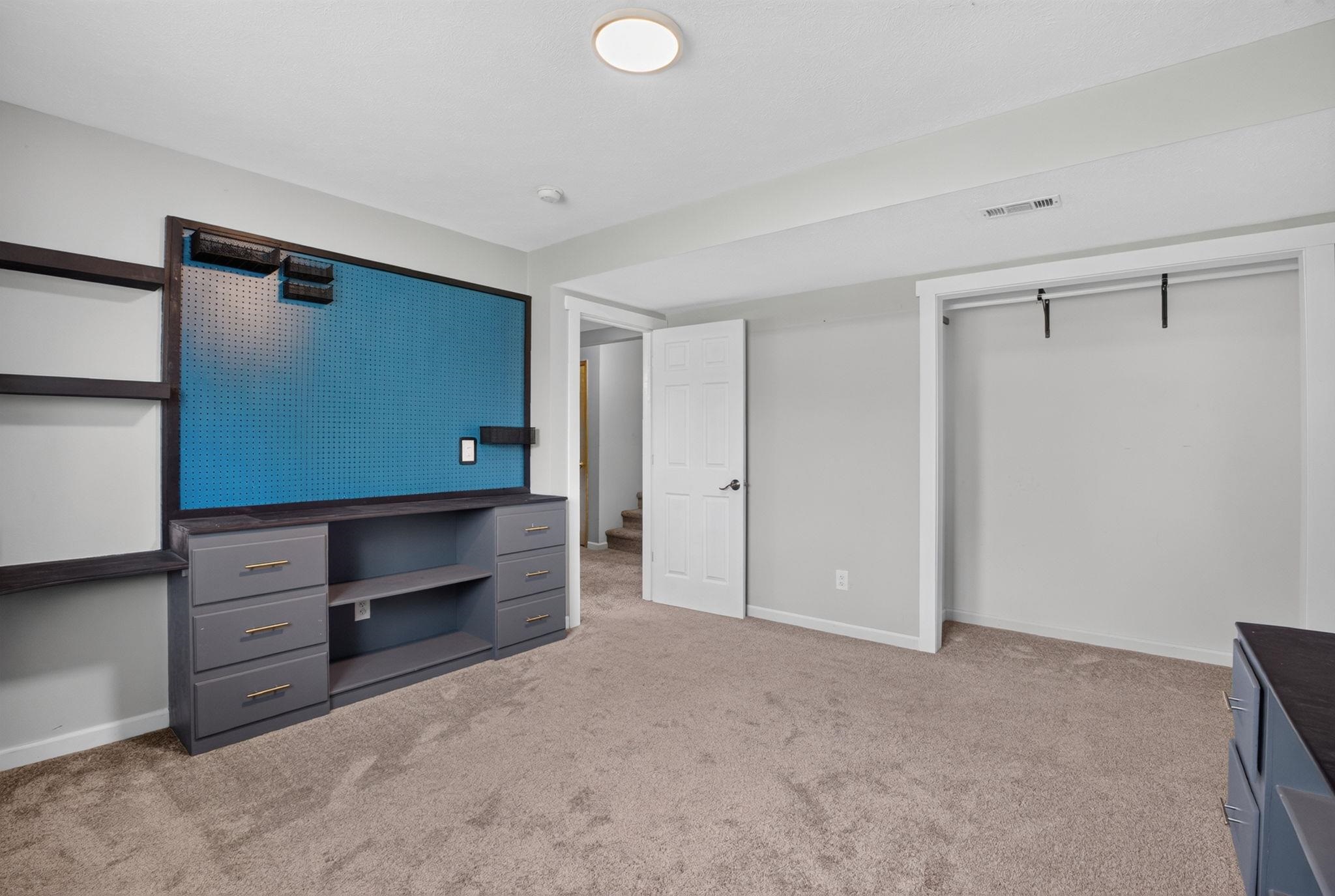 18020 N Addison Ct - Photo 29