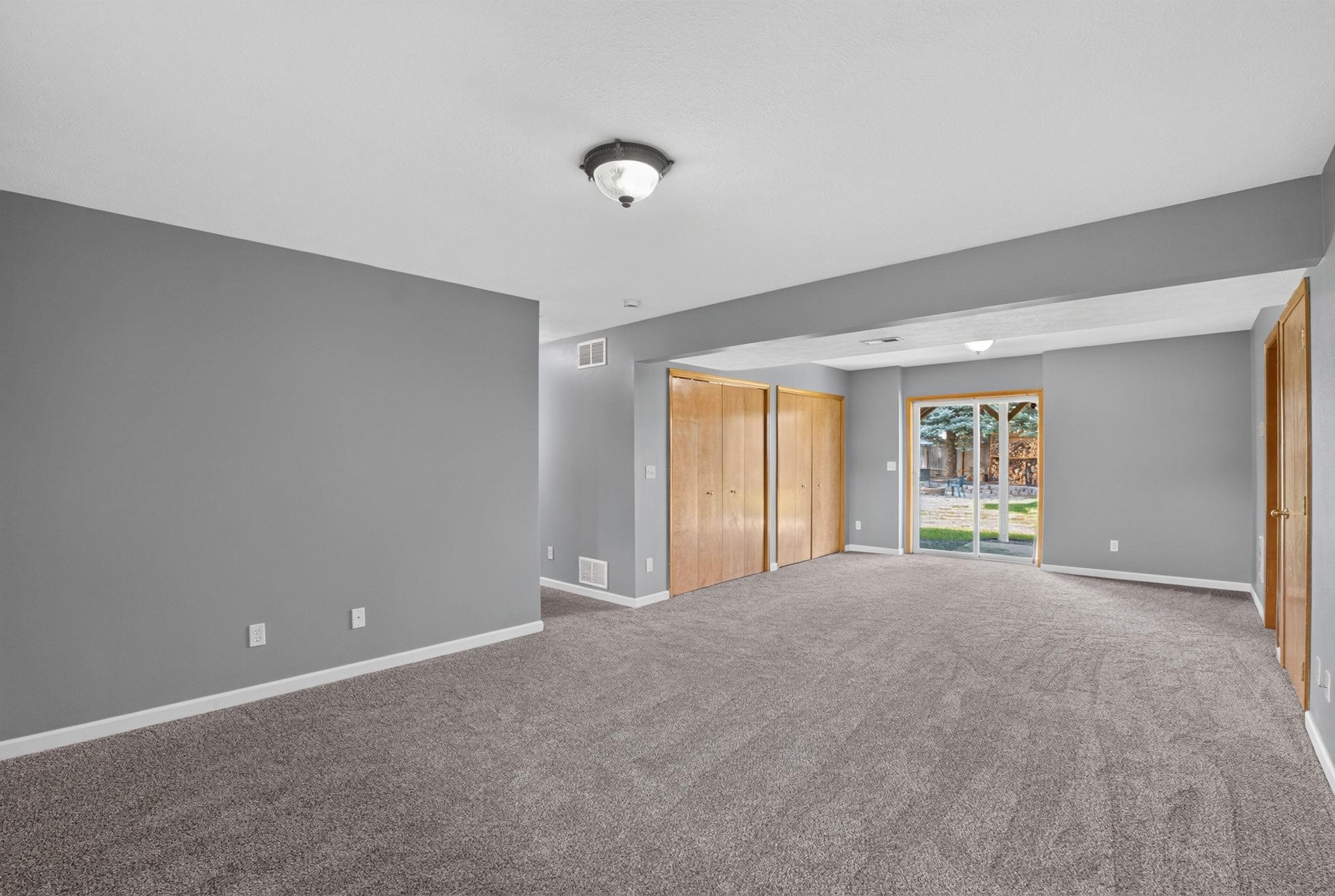 18020 N Addison Ct - Photo 31