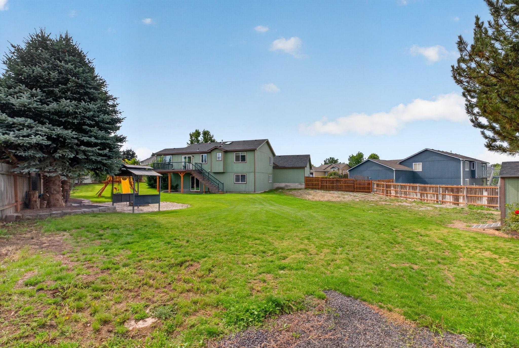 18020 N Addison Ct - Photo 46