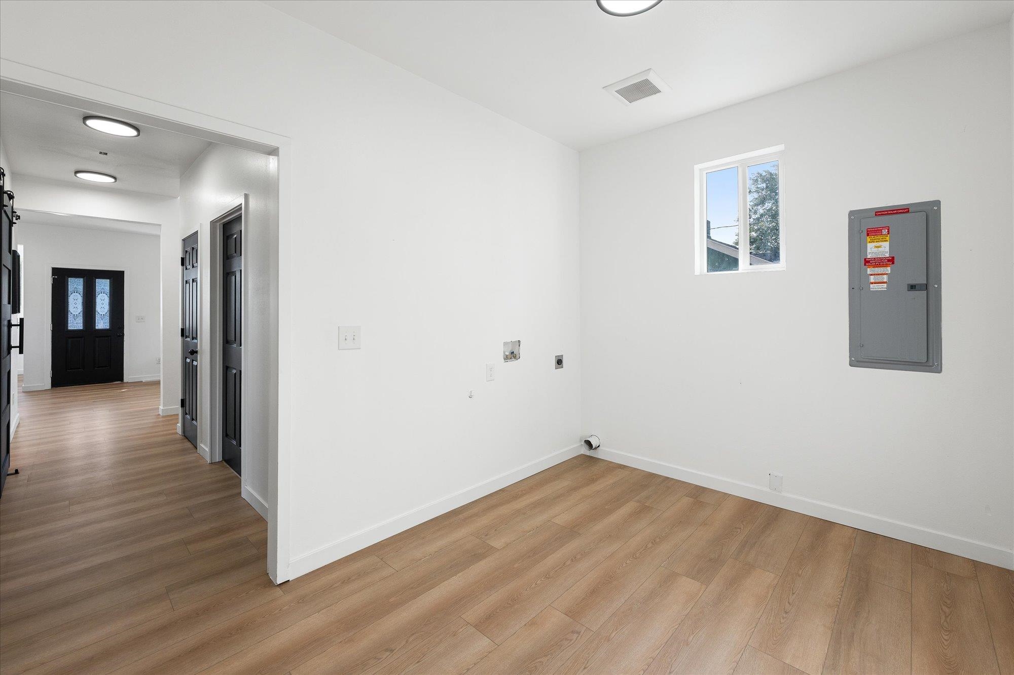 915 E Broad Ave - Photo 21