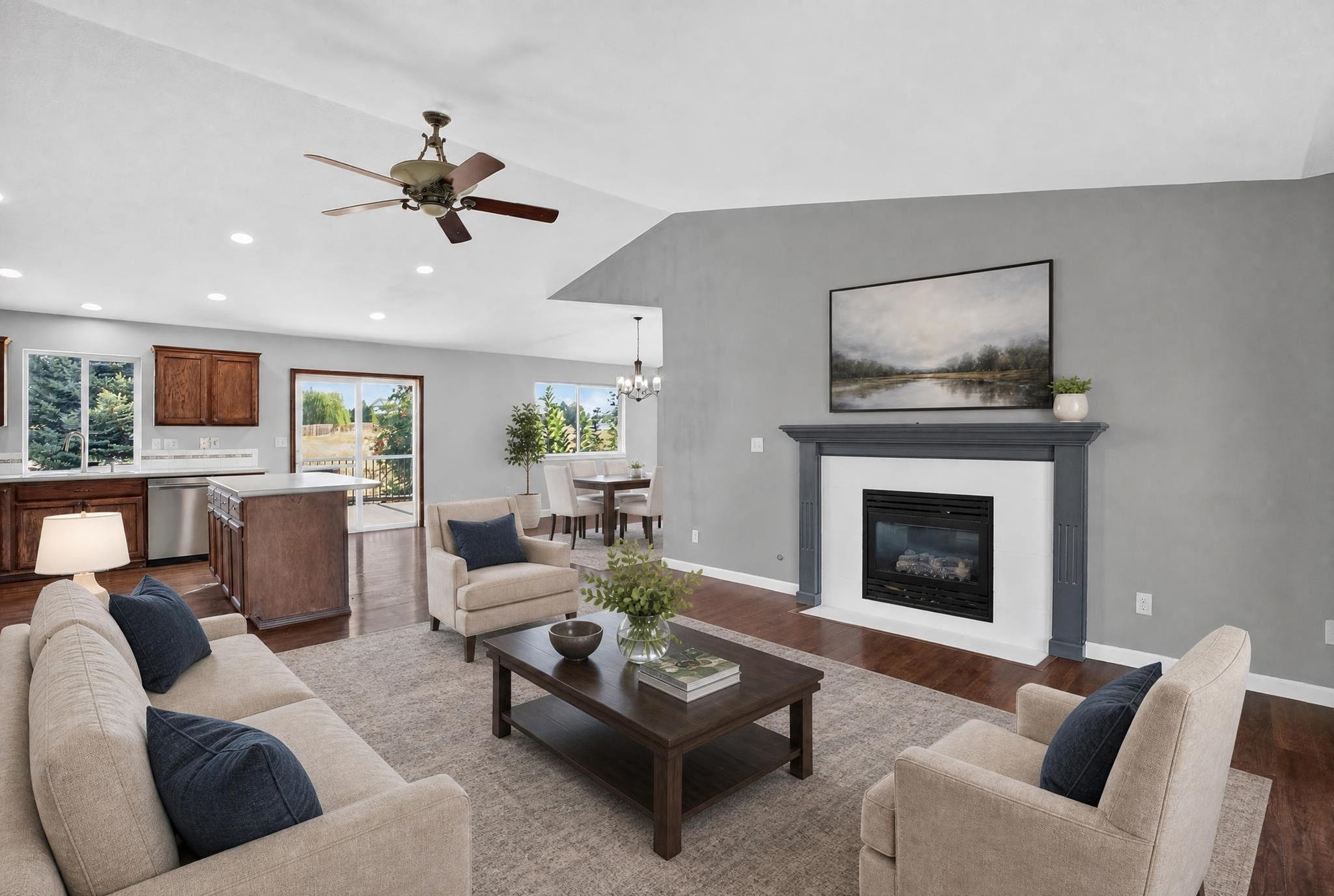 18020 N Addison Ct - Photo 11