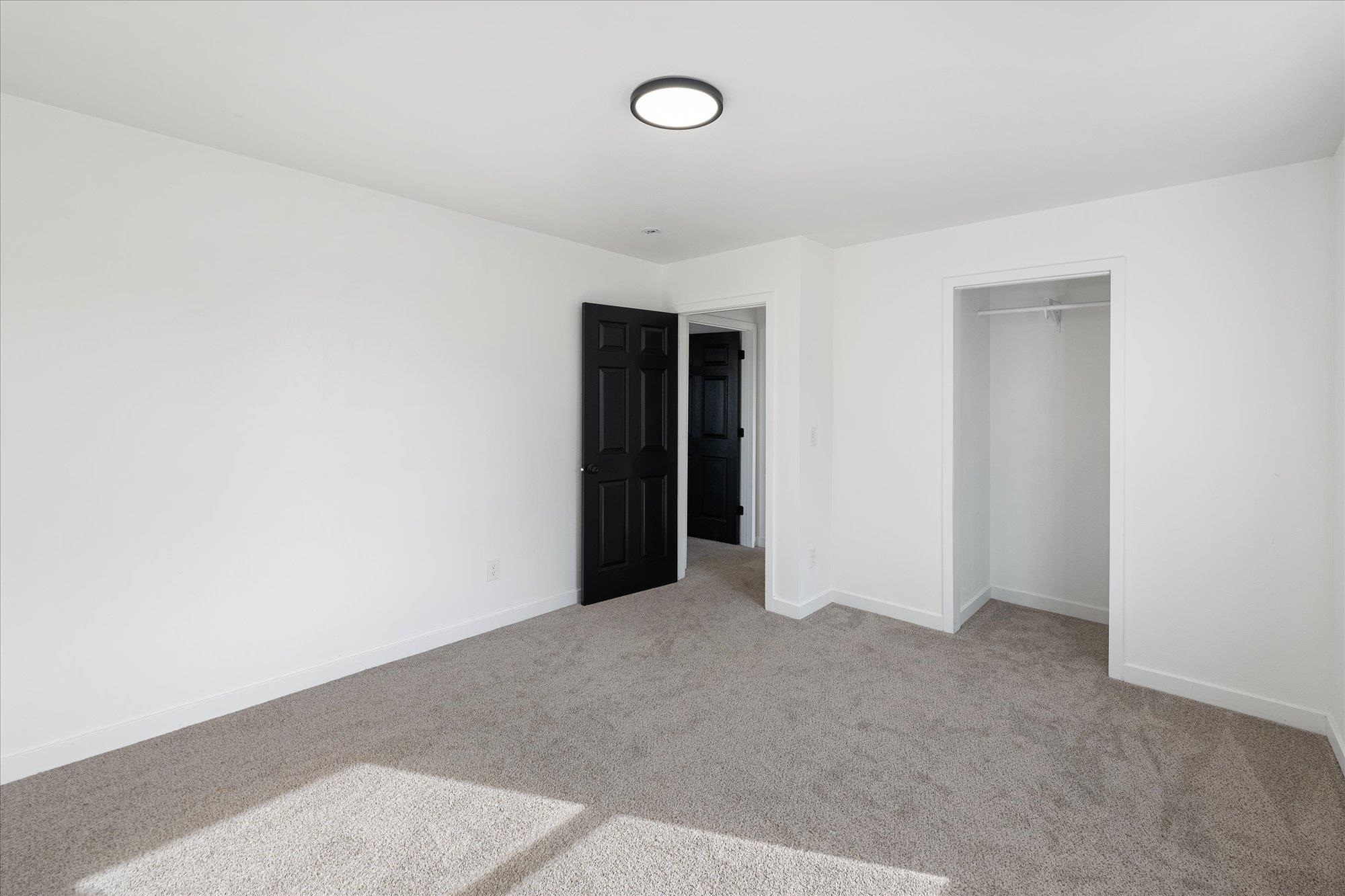 915 E Broad Ave - Photo 19