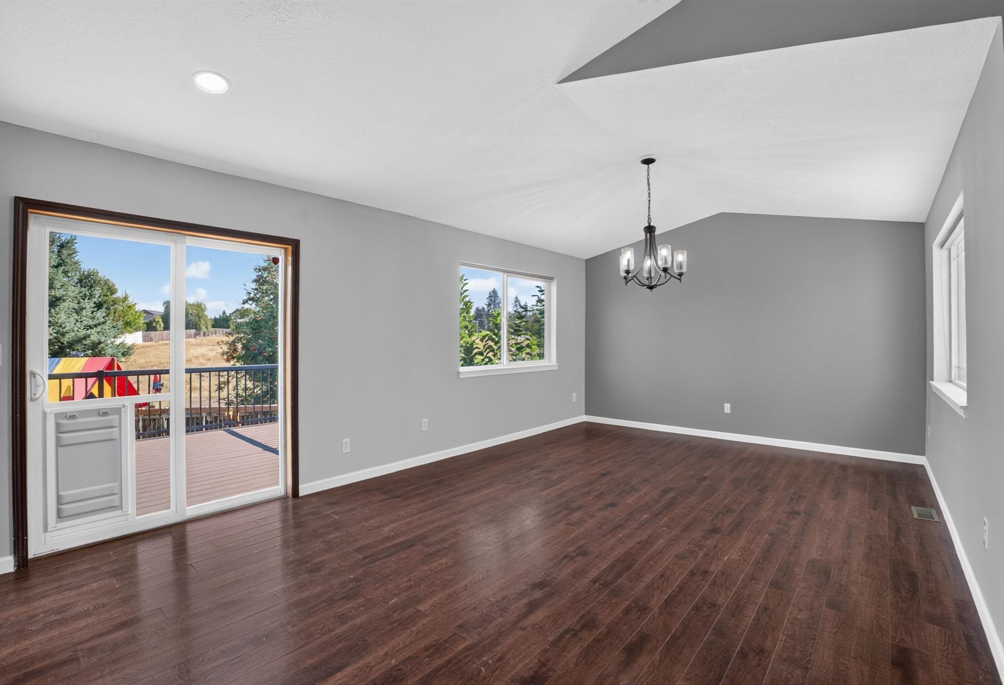 18020 N Addison Ct - Photo 12