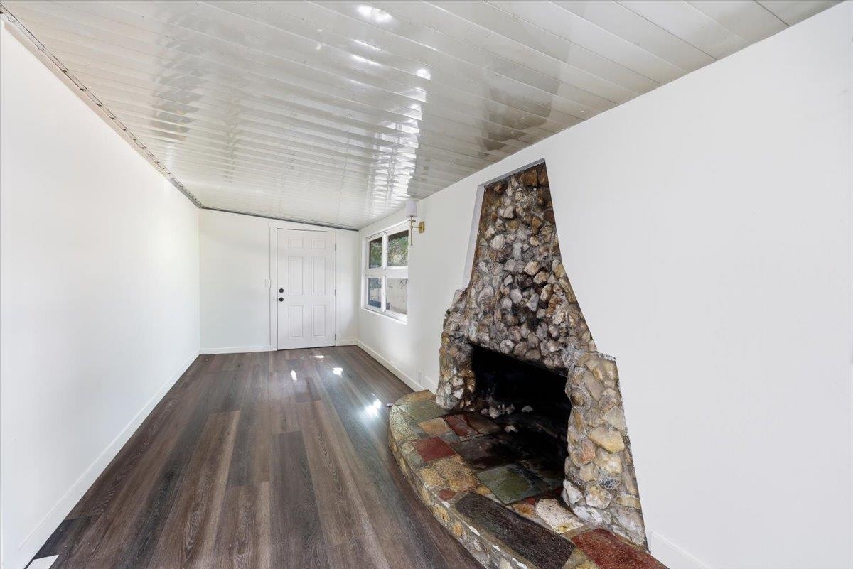 11717 N Freya St - Photo 4