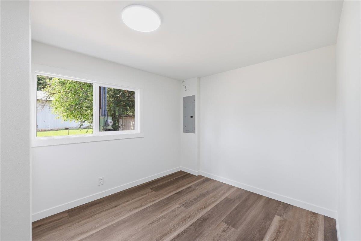 11717 N Freya St - Photo 13