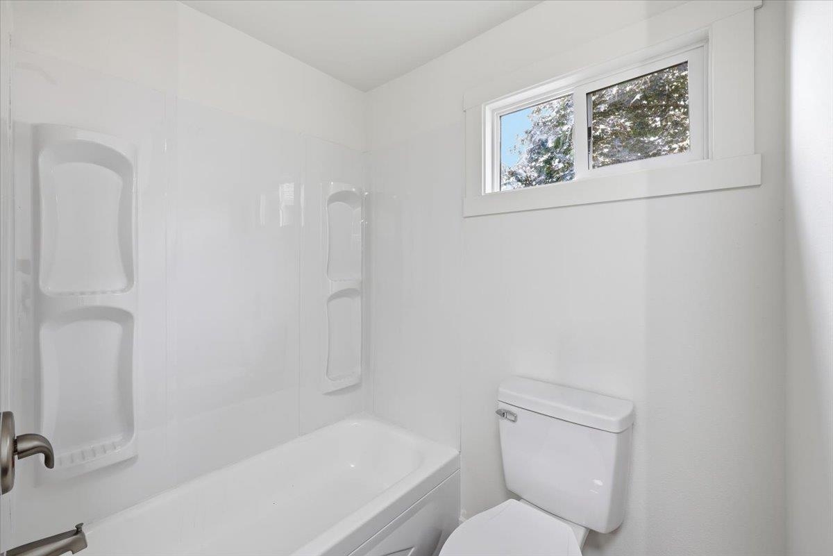 11717 N Freya St - Photo 15