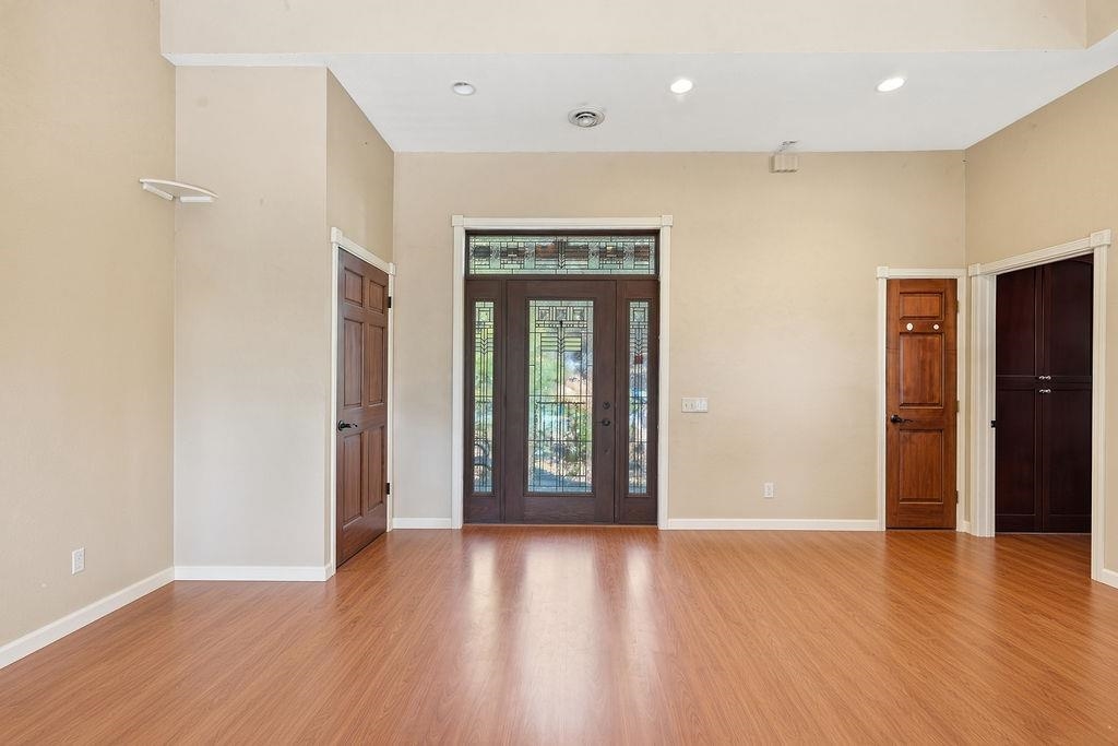 1112 S Highland Dr - Photo 3