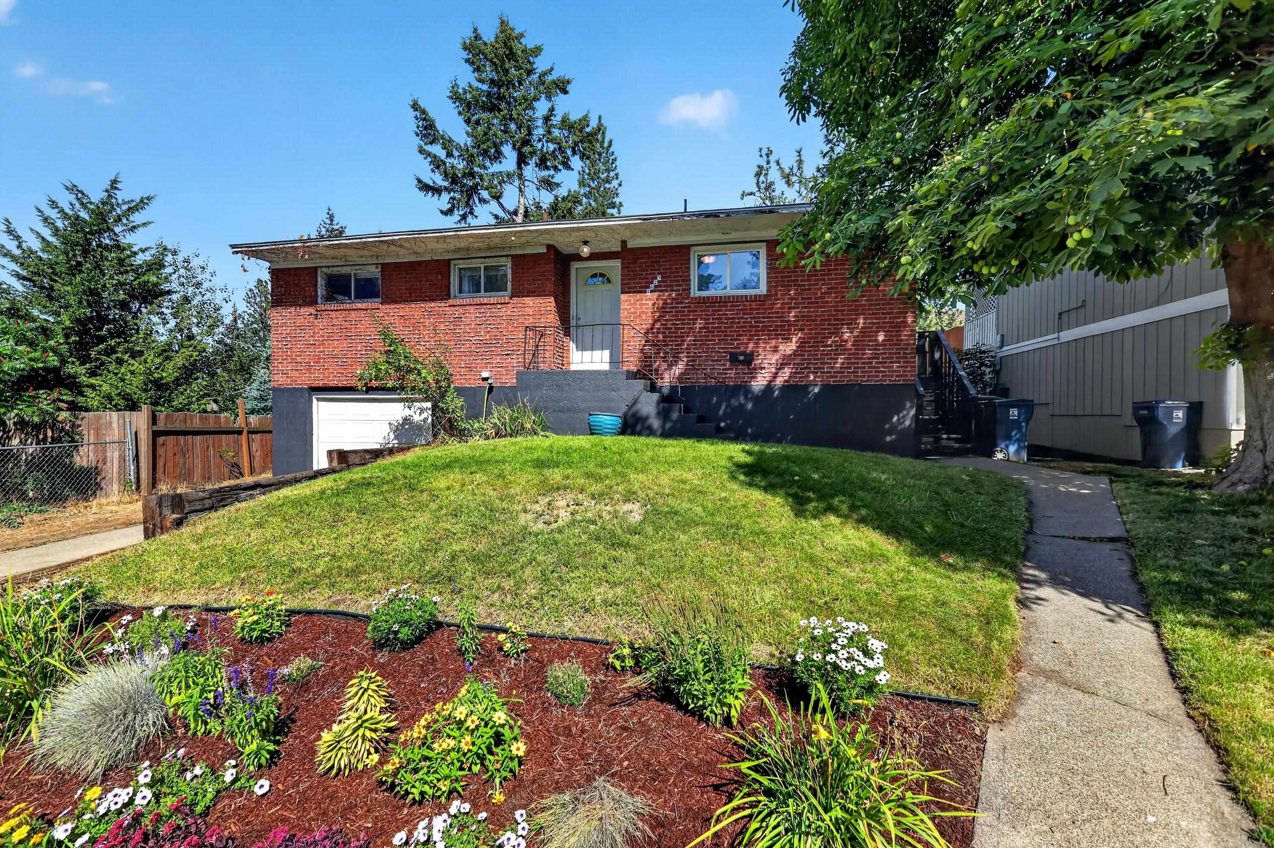 1625 E 8th Ave - Photo 1