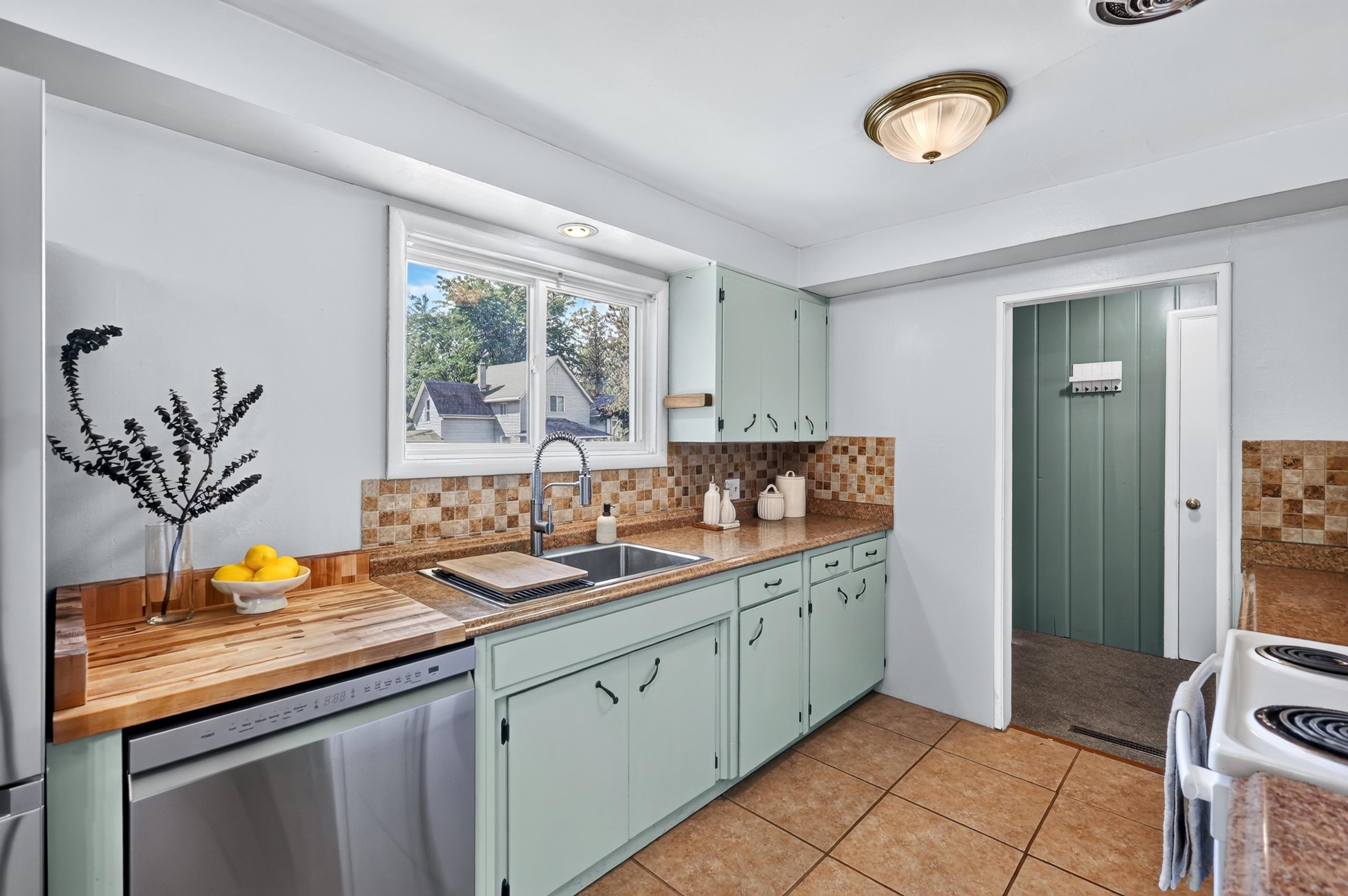 1625 E 8th Ave - Photo 25