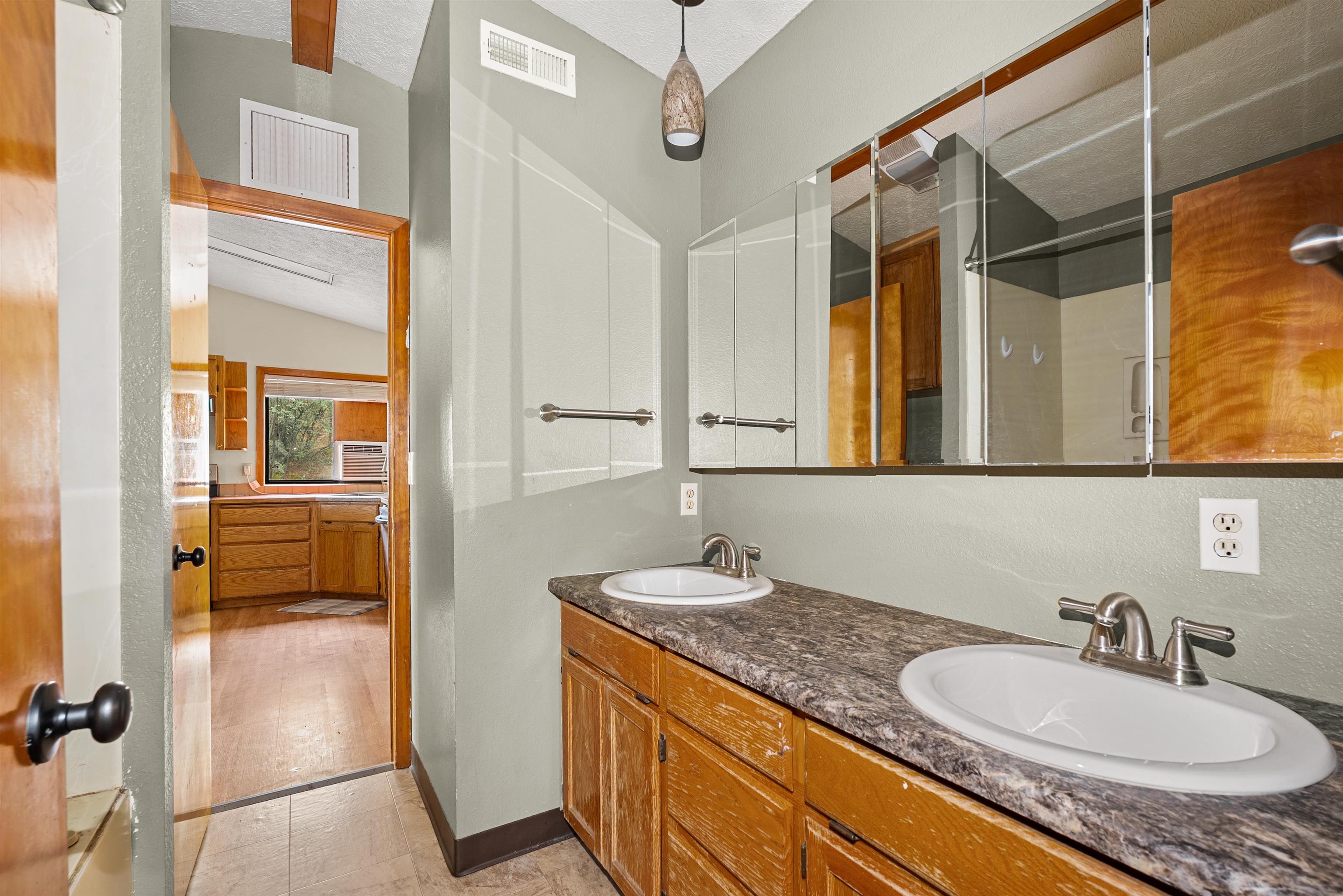 6007 E 12th Ave - Photo 14