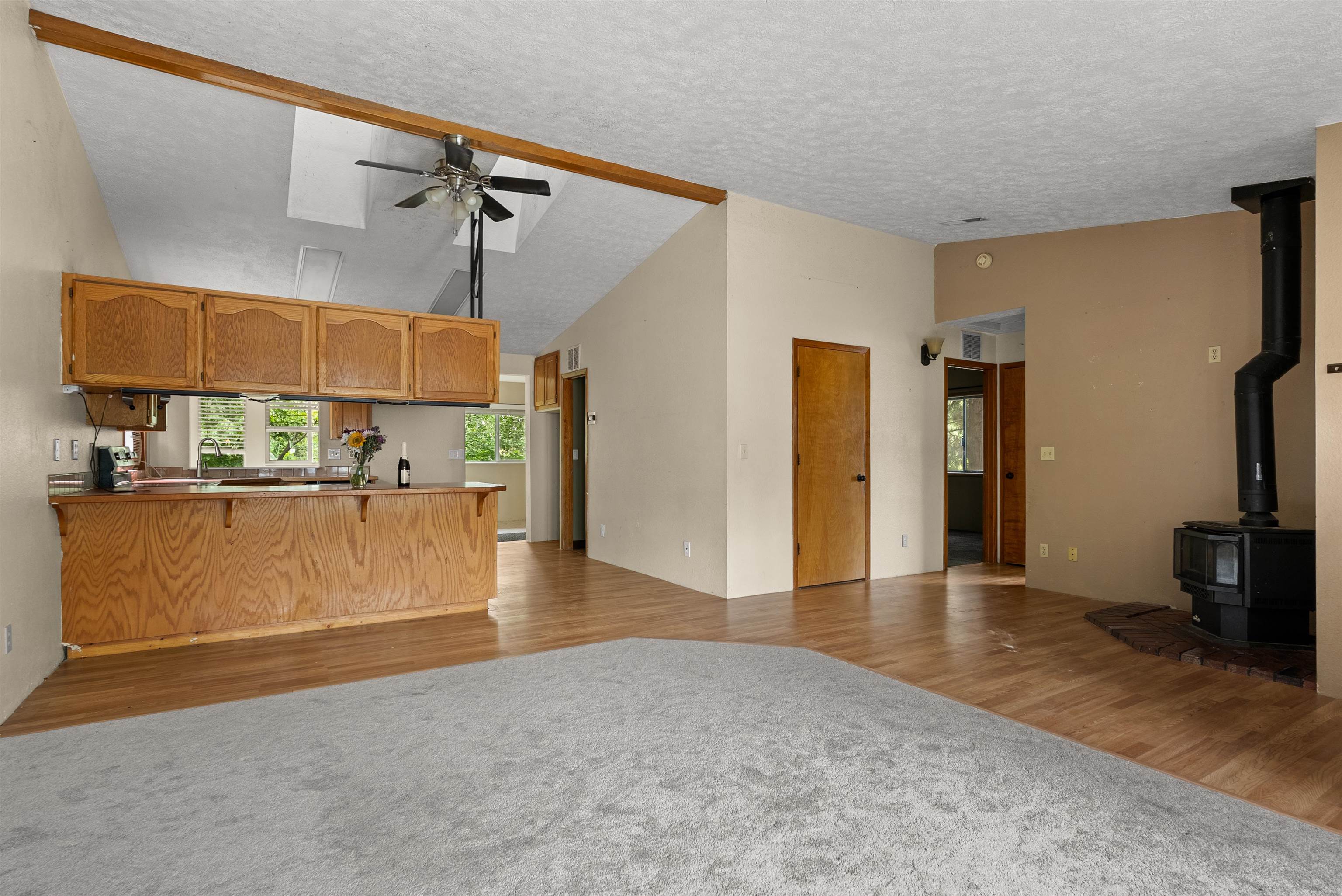 6007 E 12th Ave - Photo 9