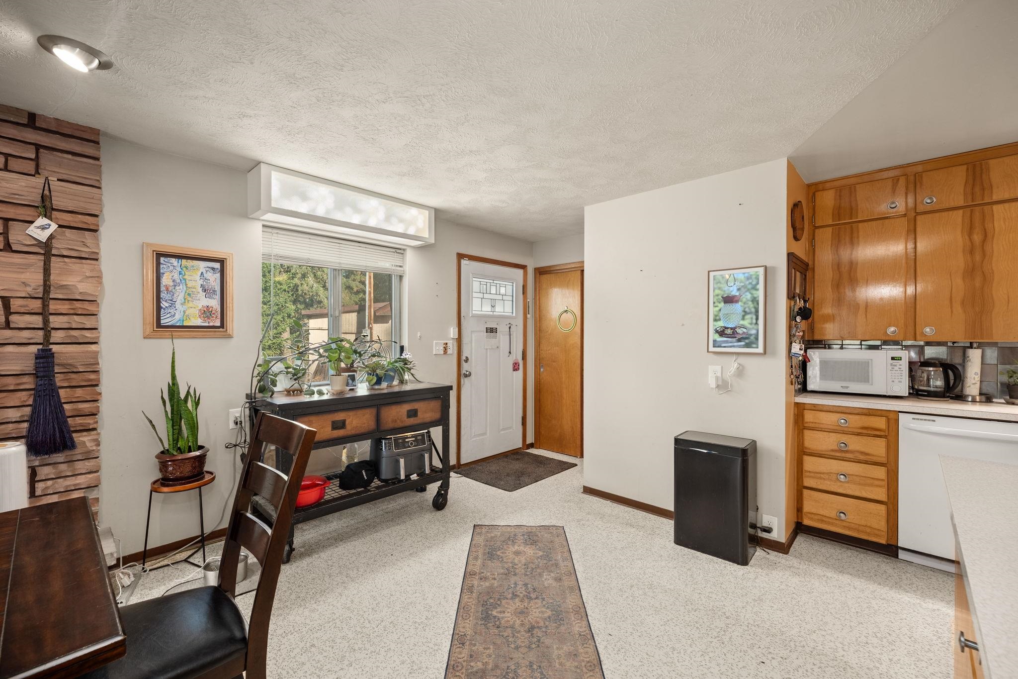 7925 N Scott Rd - Photo 10
