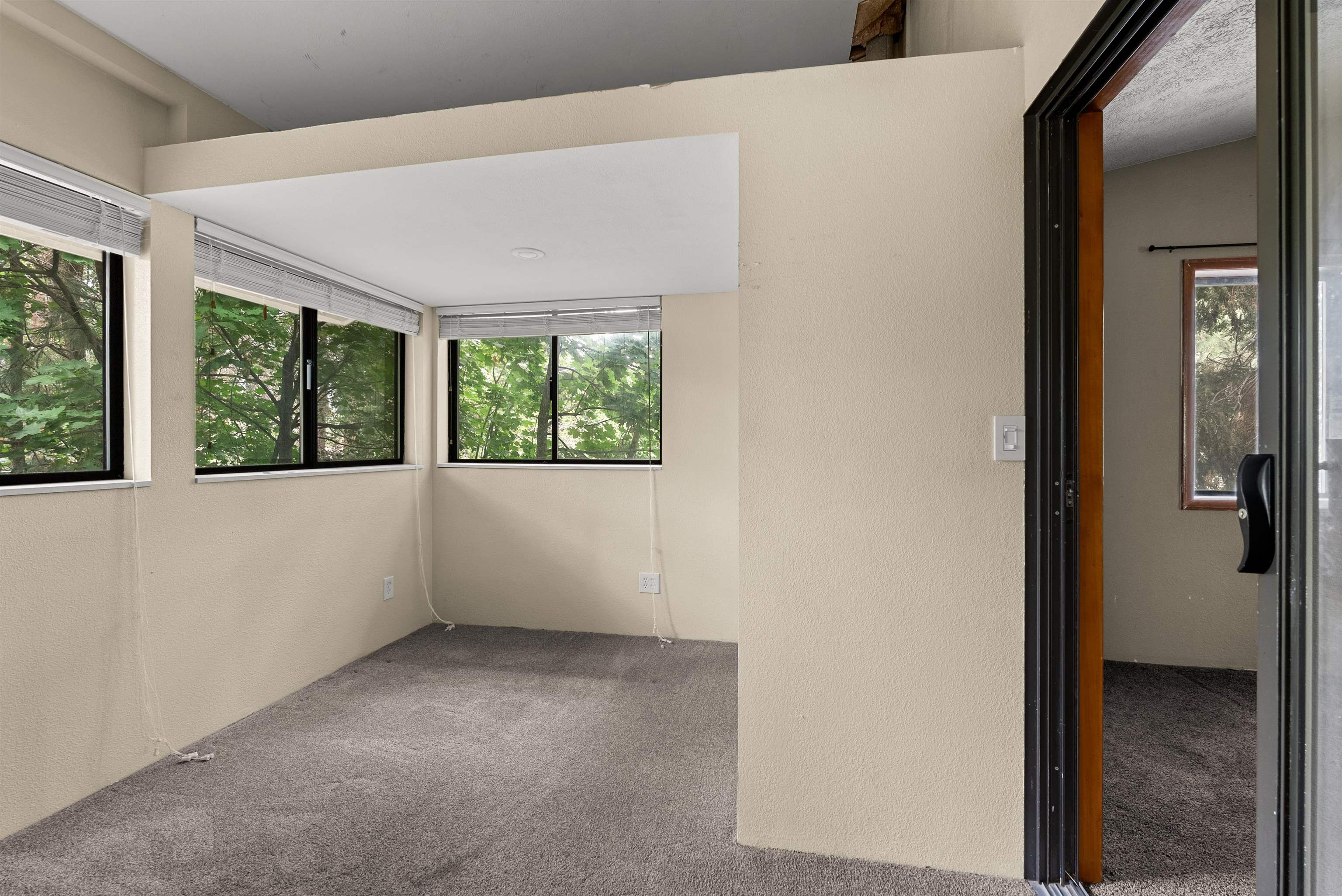 6007 E 12th Ave - Photo 18